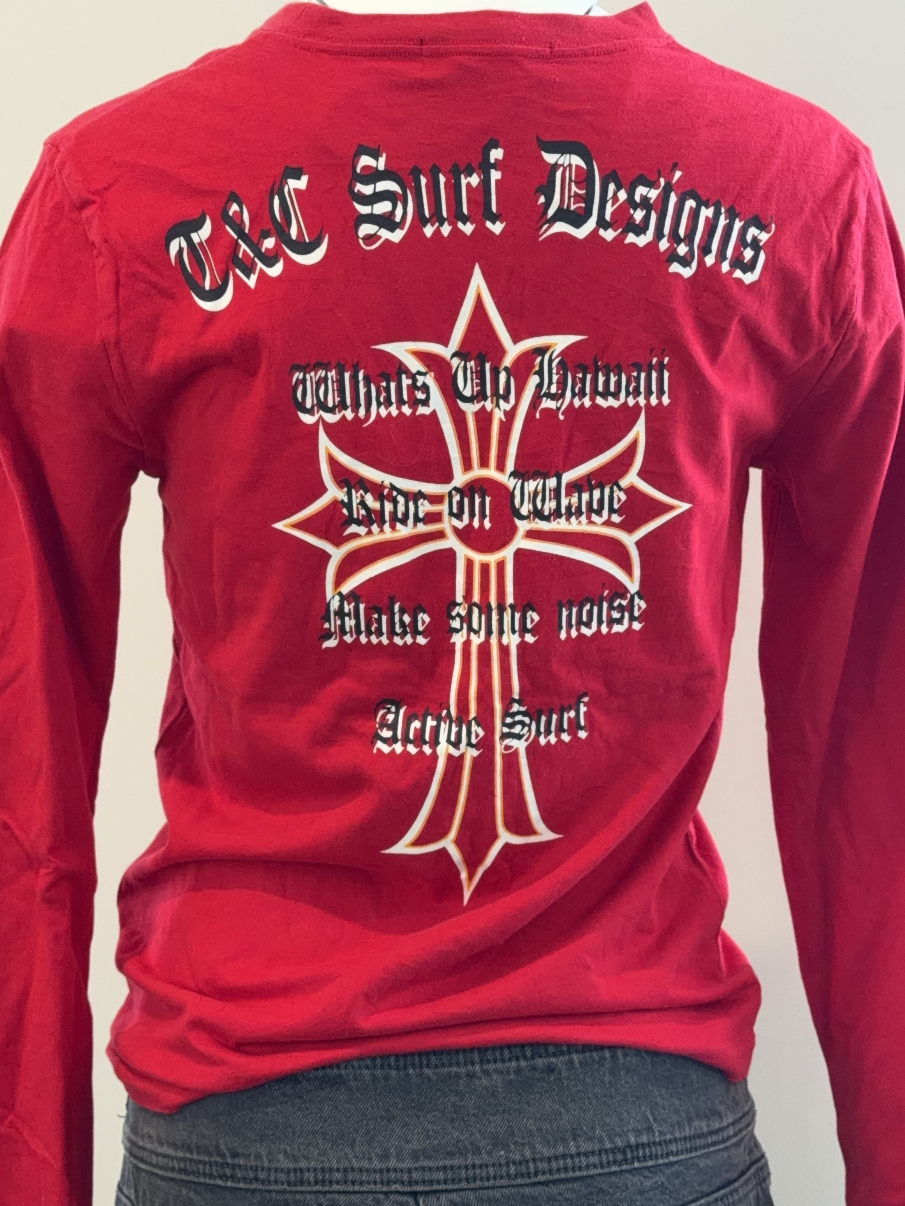 T&C SURF DESIGNS LONG SLEEVE - SMALL