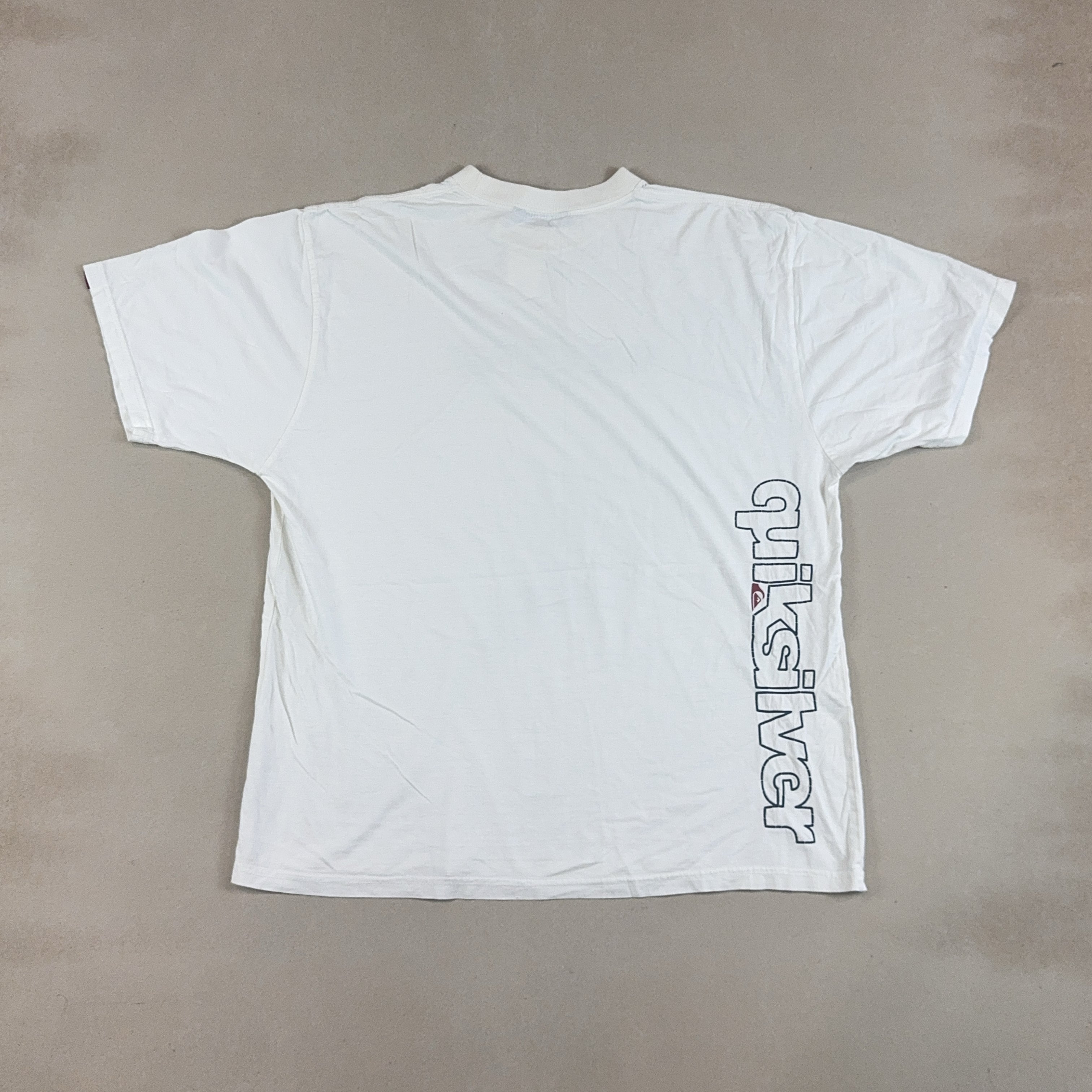 QUIKSILVER TEE - MEDIUM