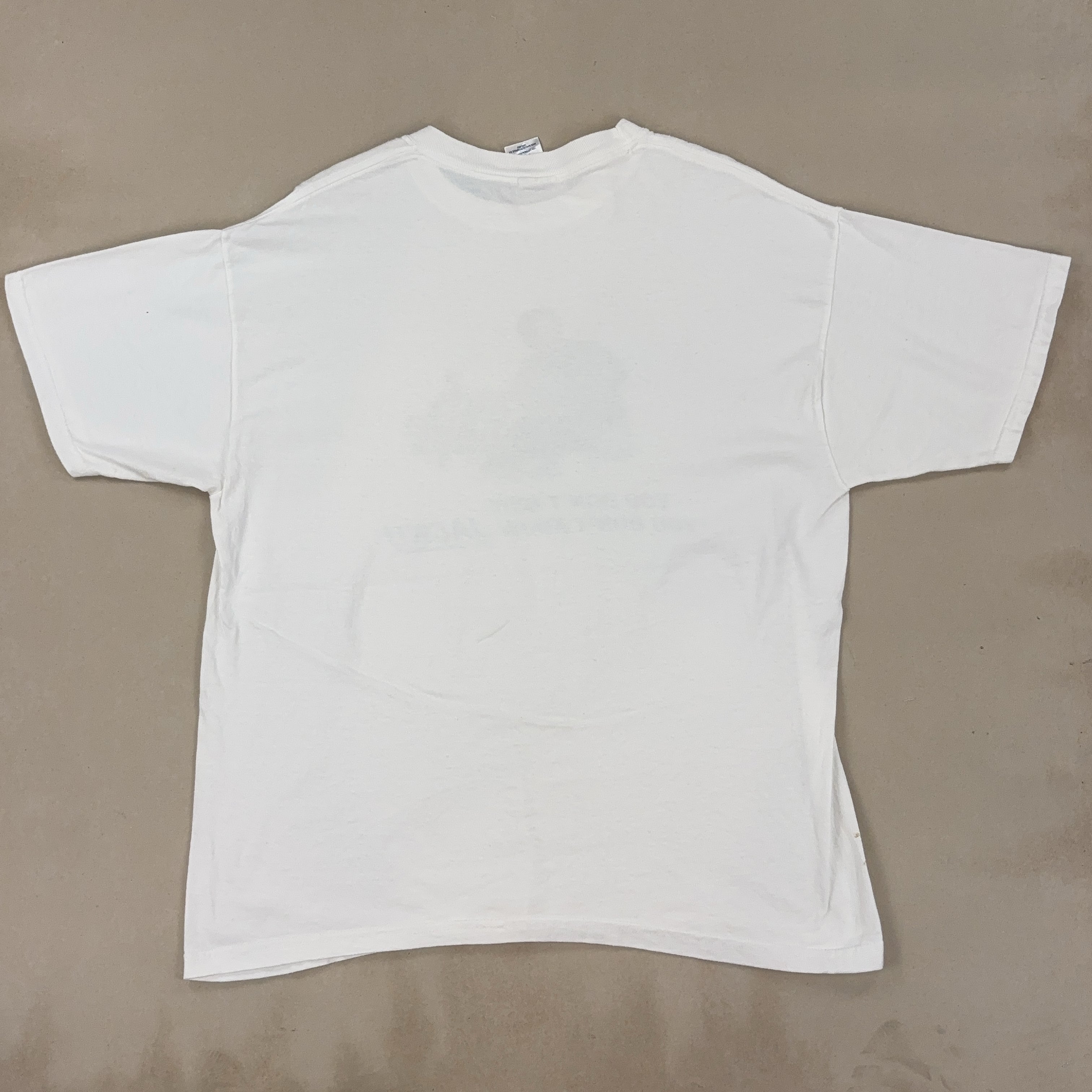 GRAPHIC WHITE TEE - LARGE
