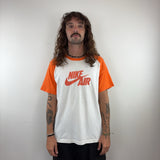 NIKE TEE - MEDIUM