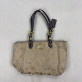 COACH HANDBAG - MEDIUM