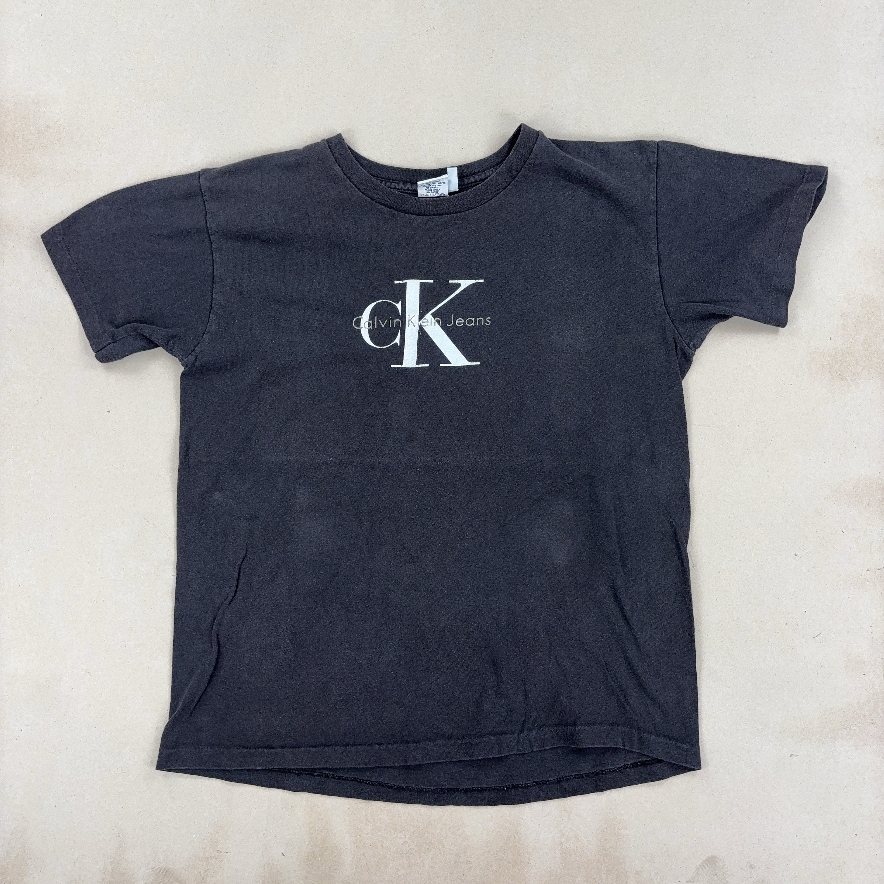 CALVIN KLEIN TEE - MEDIUM