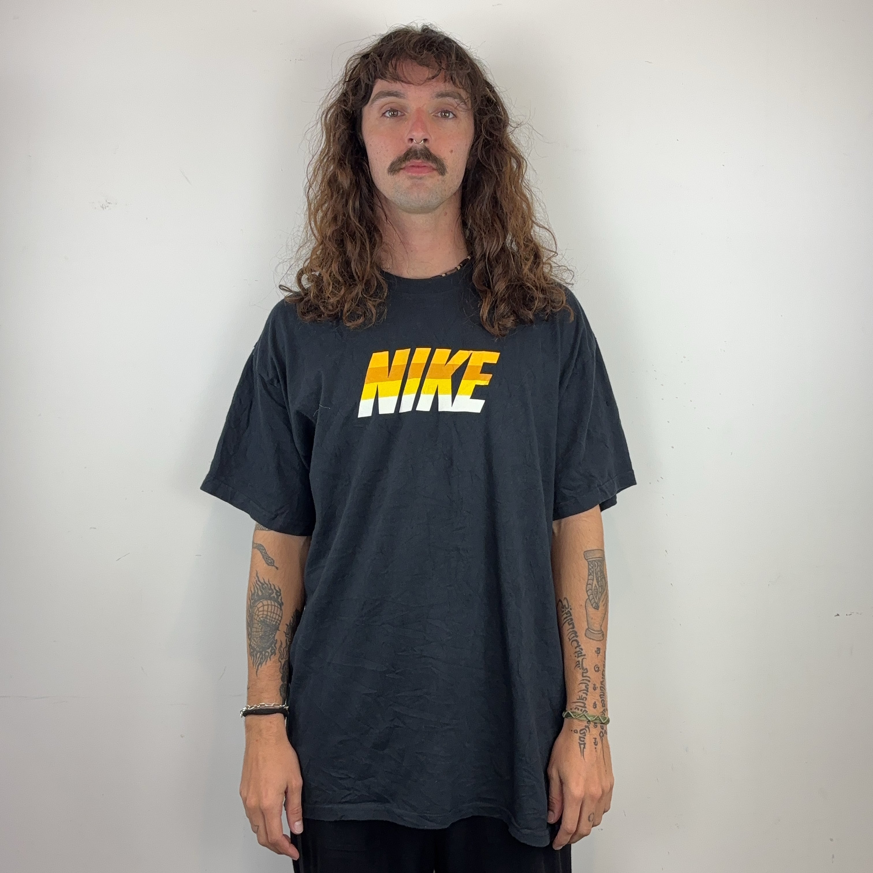 NIKE TEE - X LARGE