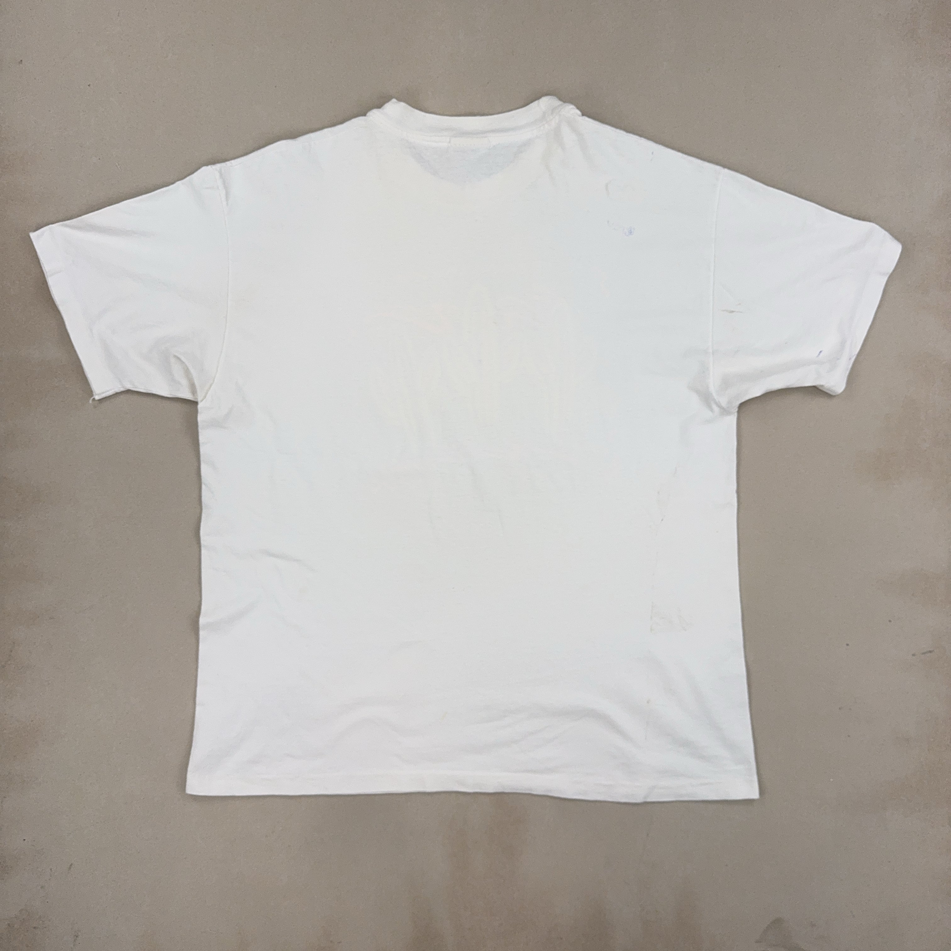 GRAPHIC TEE - X LARGE