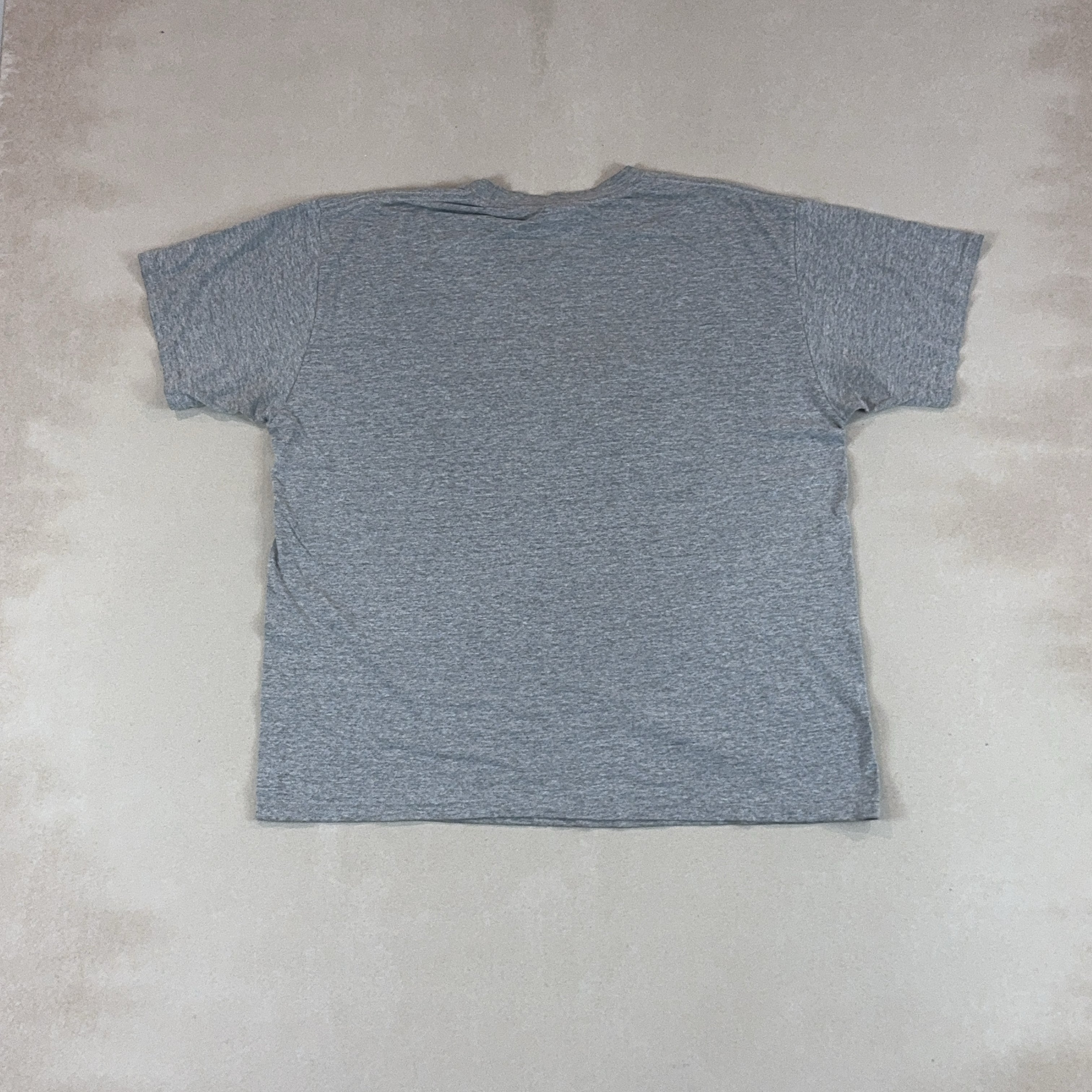 NIKE TEE - MEDIUM