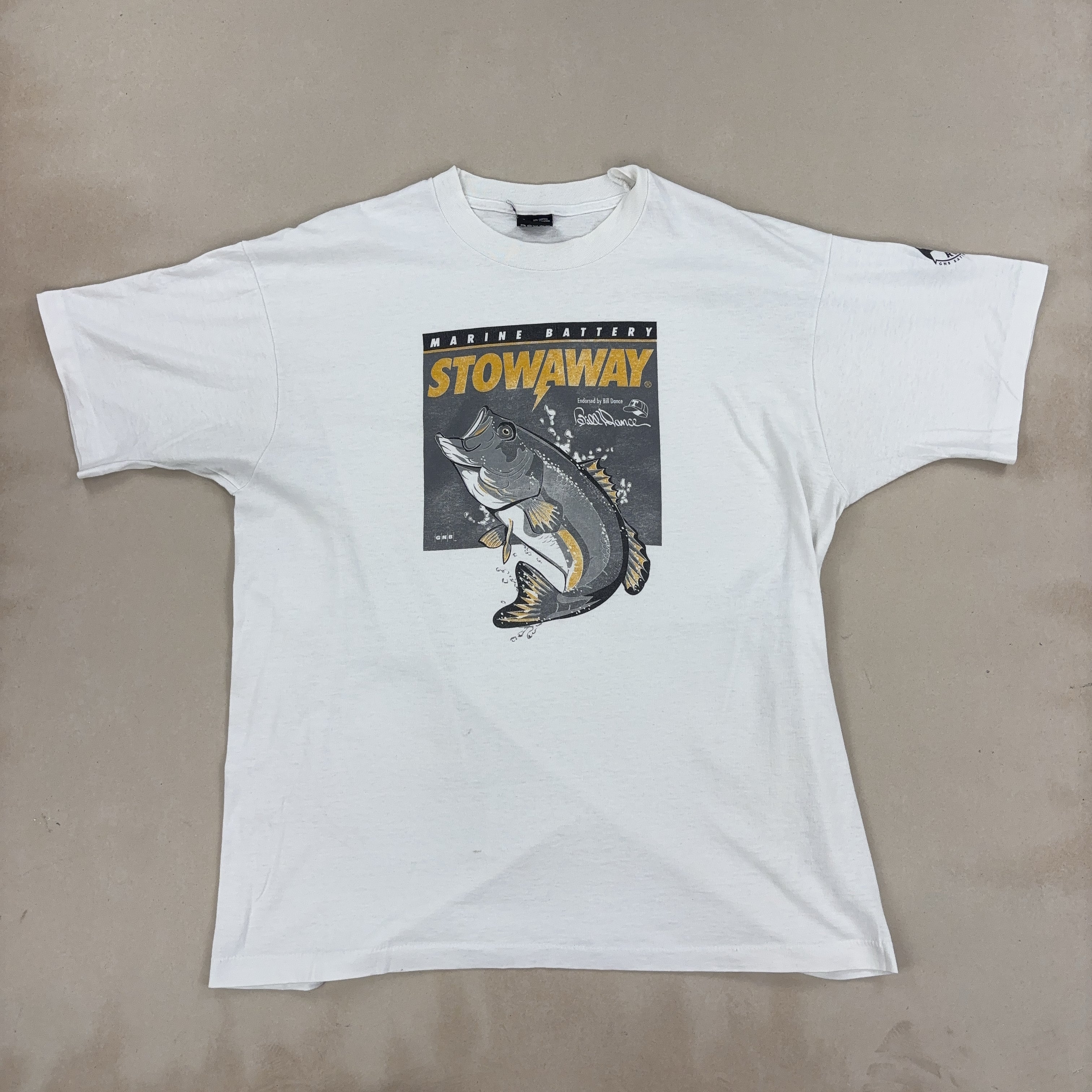 GRAPHIC WHITE TEE - LARGE