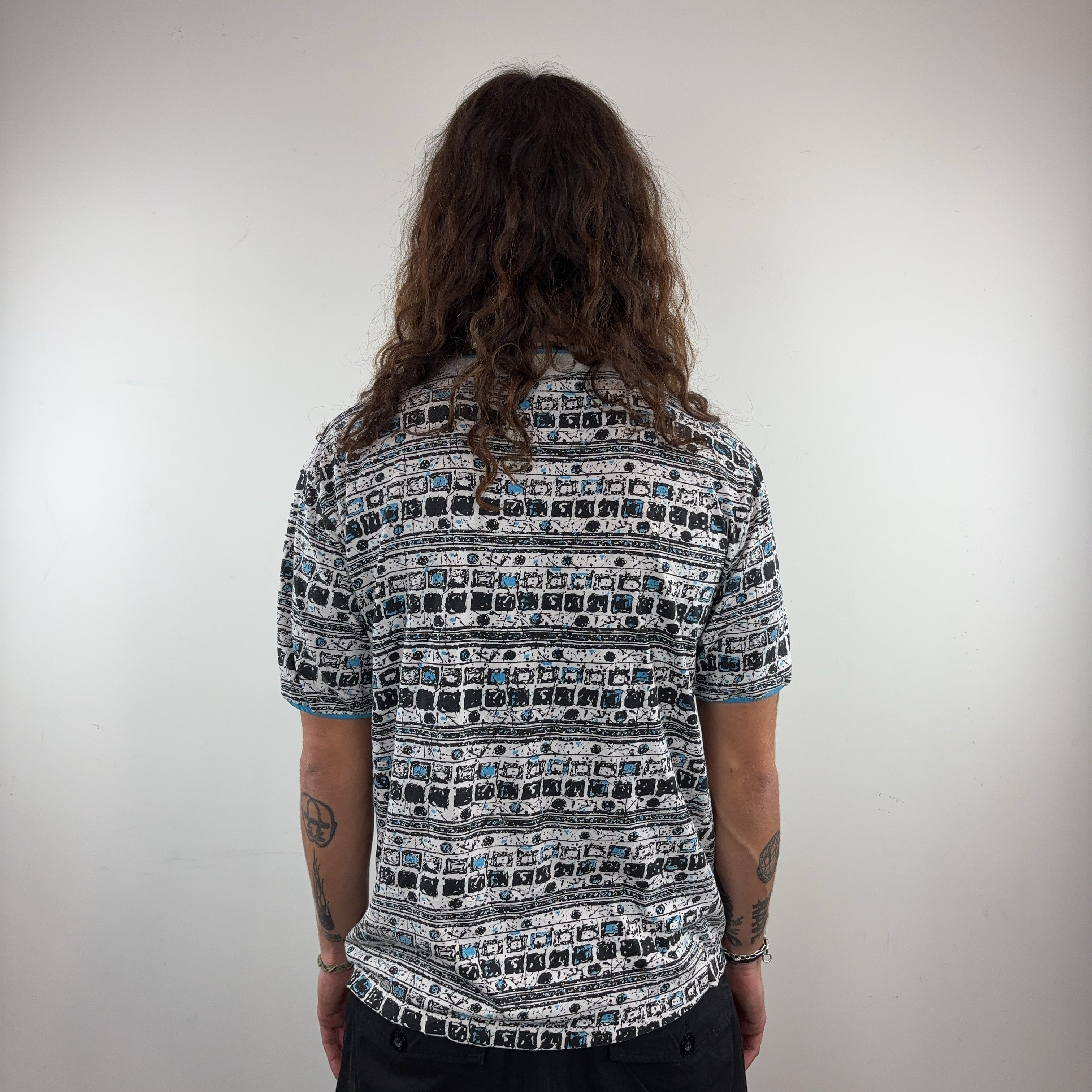 ABSTRACT SURF TEE - MEDIUM