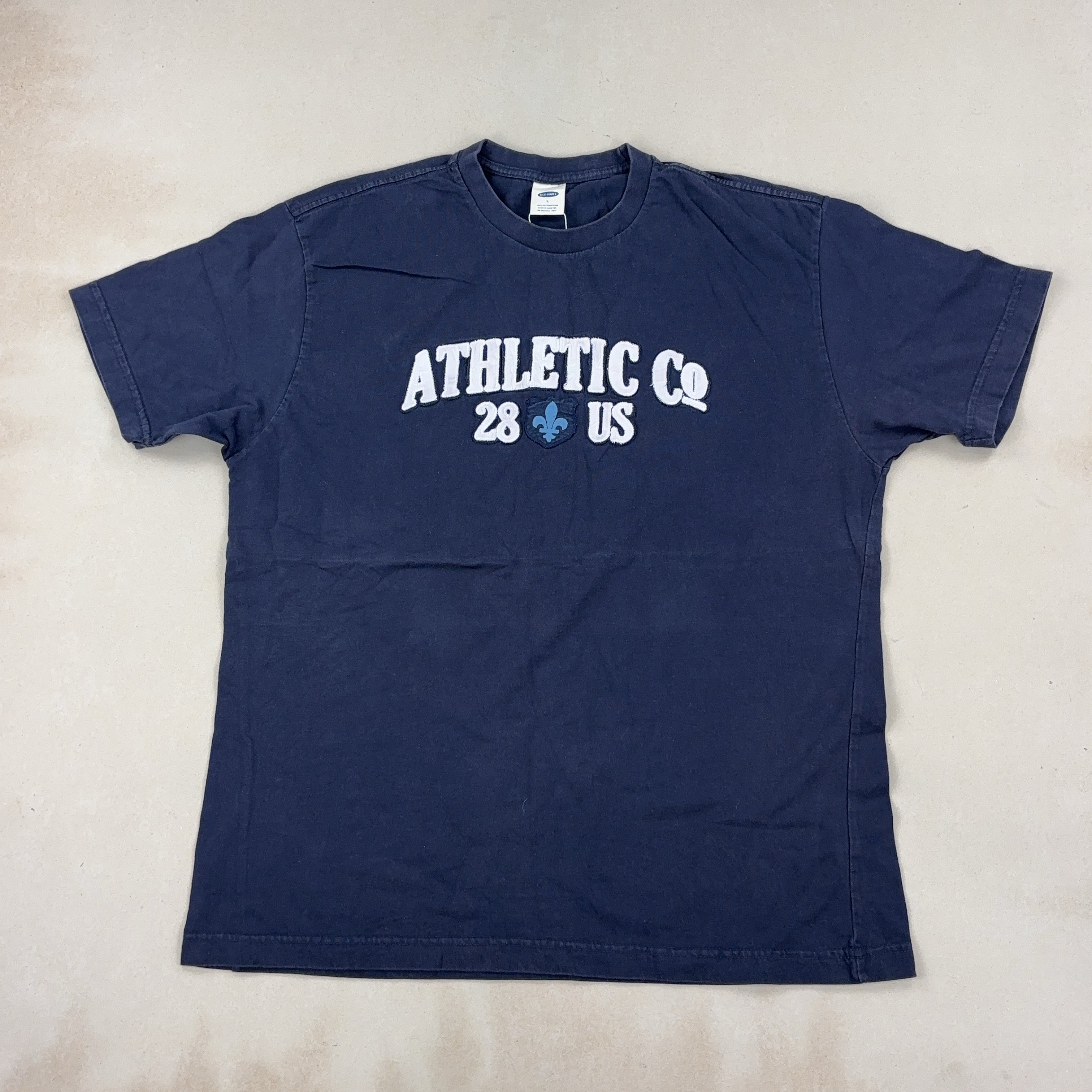 OLD NAVY TEE - LARGE