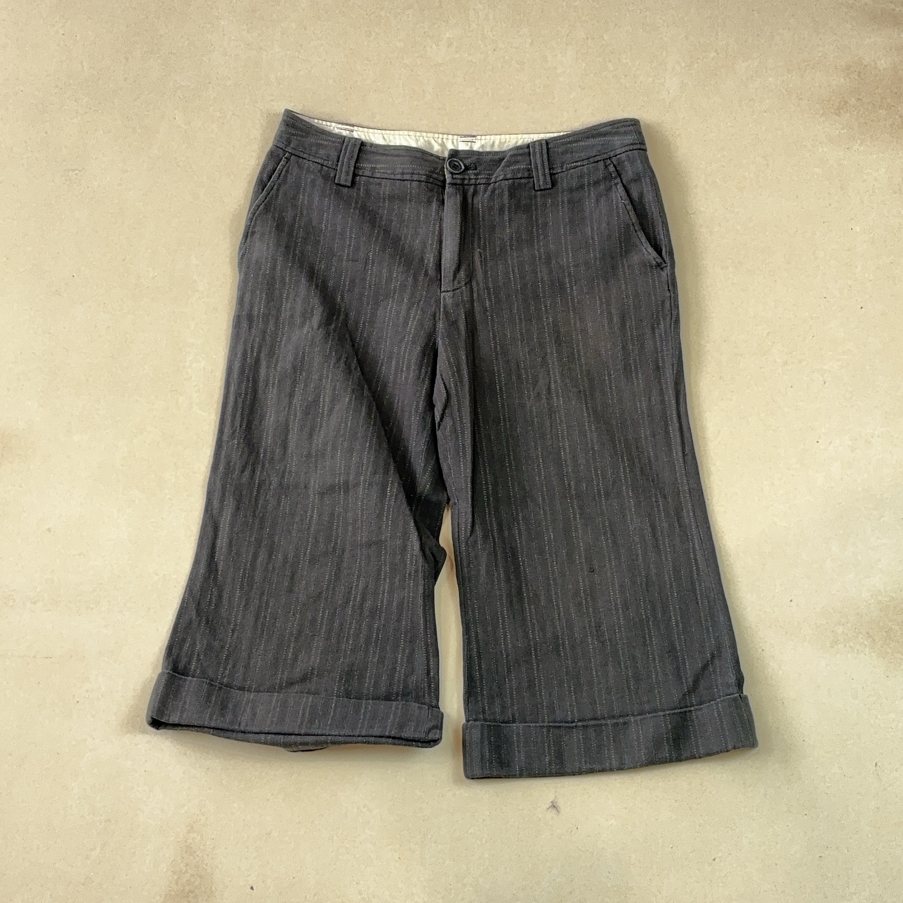 DARK STRIPED CAPRIS - MEDIUM