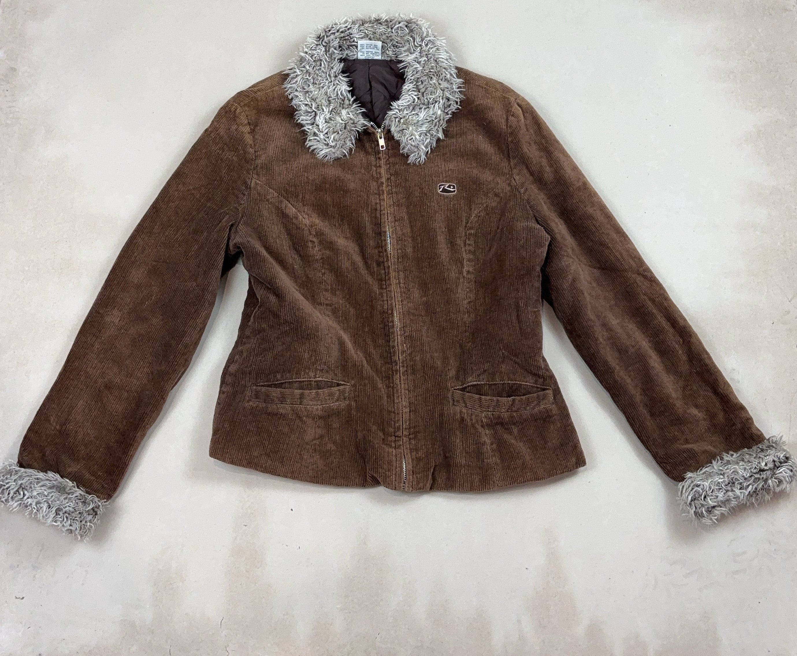 QUIKSILVER JACKET - MEDIUM