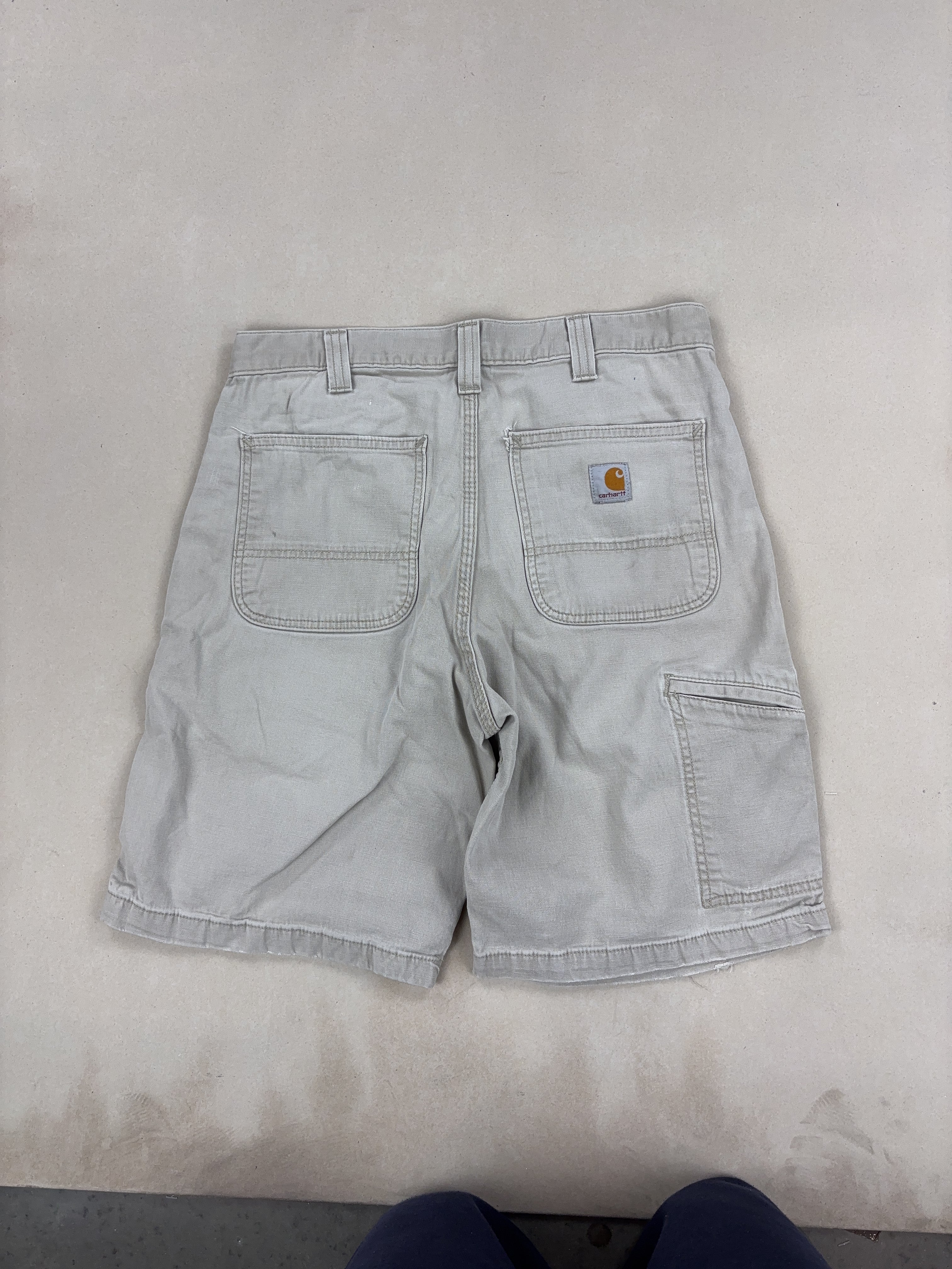 CARHARTT SHORTS - MEDIUM