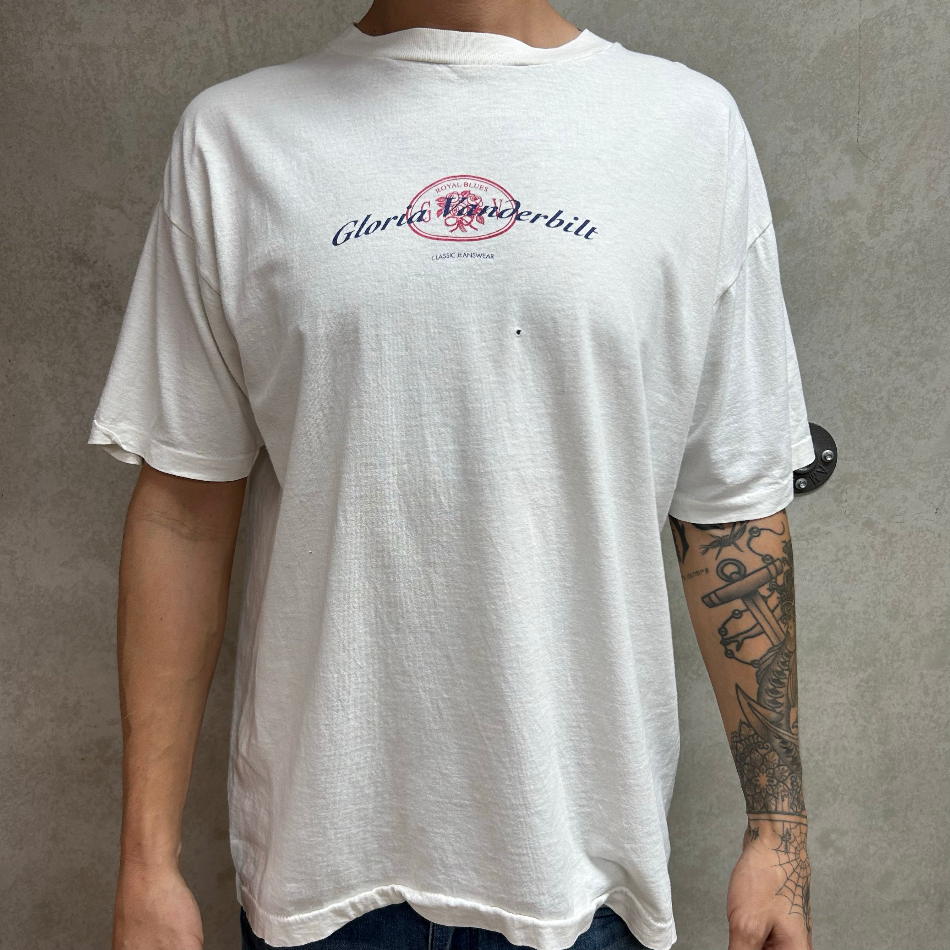 GLORIA VANDERBILT TEE - LARGE