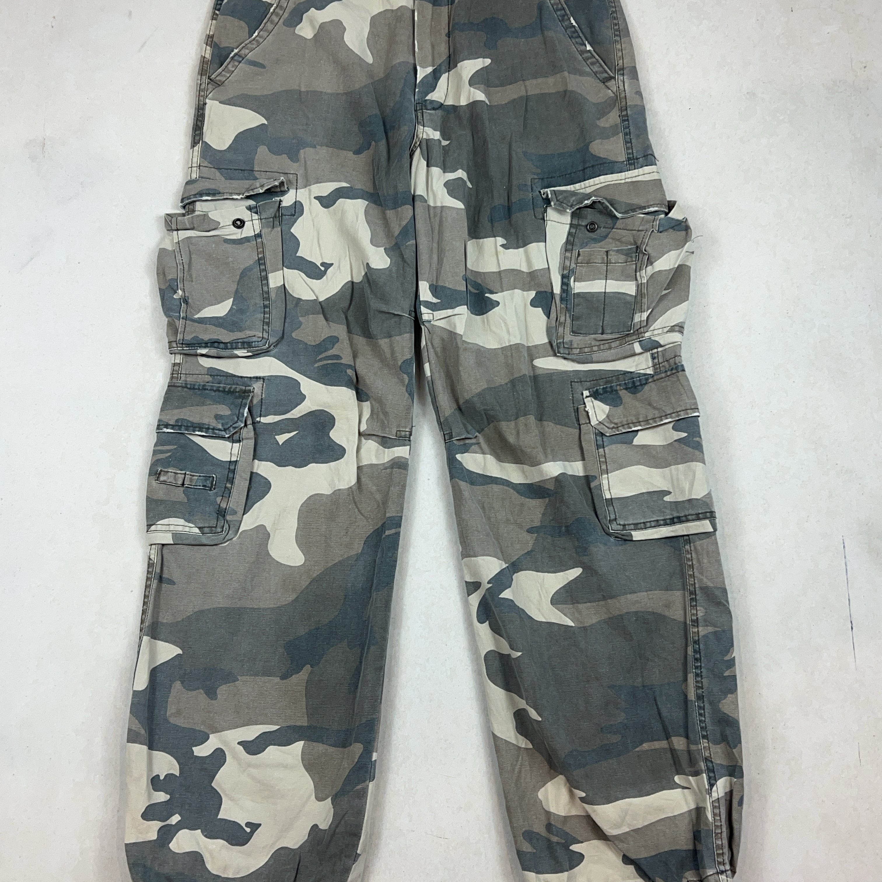 PANTS - MEDIUM
