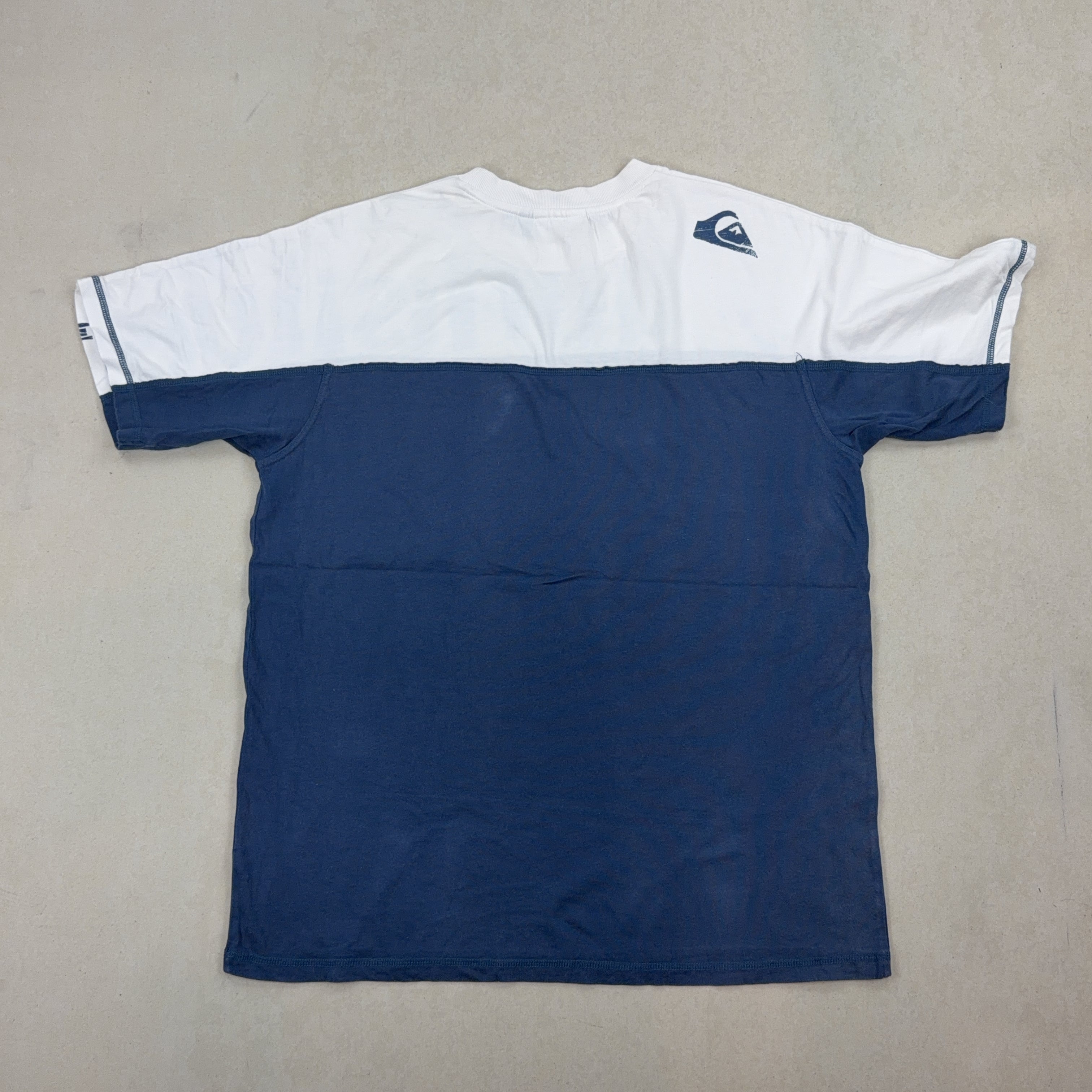 QUIKSILVER TEE - LARGE