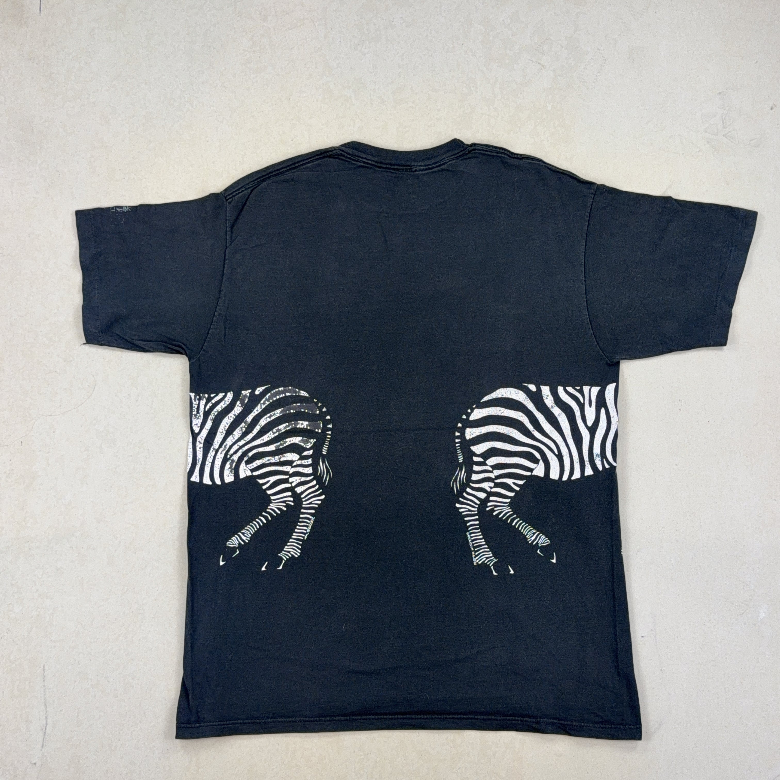 VINTAGE ZEBRA TEE - LARGE