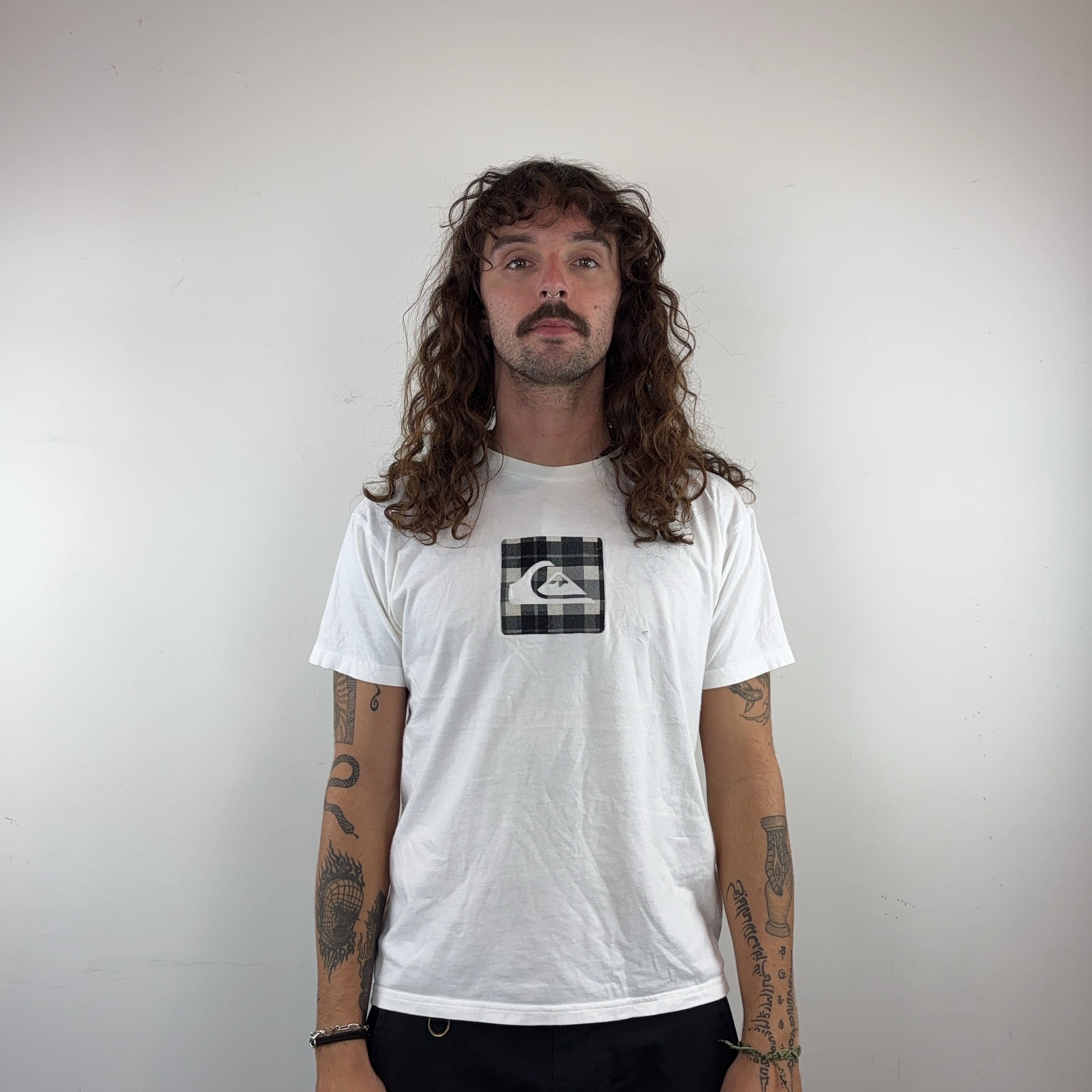 QUIKSILVER TEE - SMALL