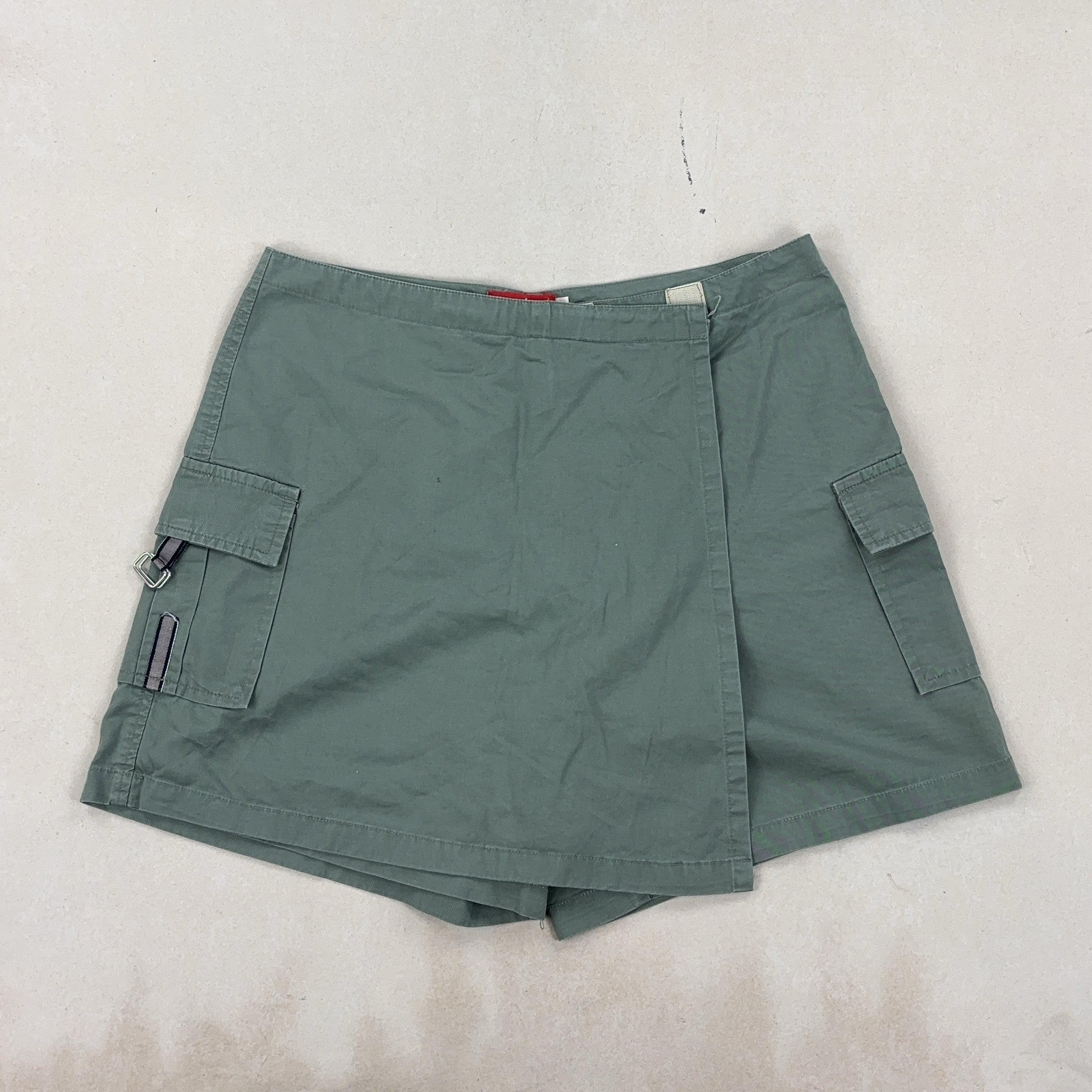 CARGO VINTAGE SHORTS - LARGE