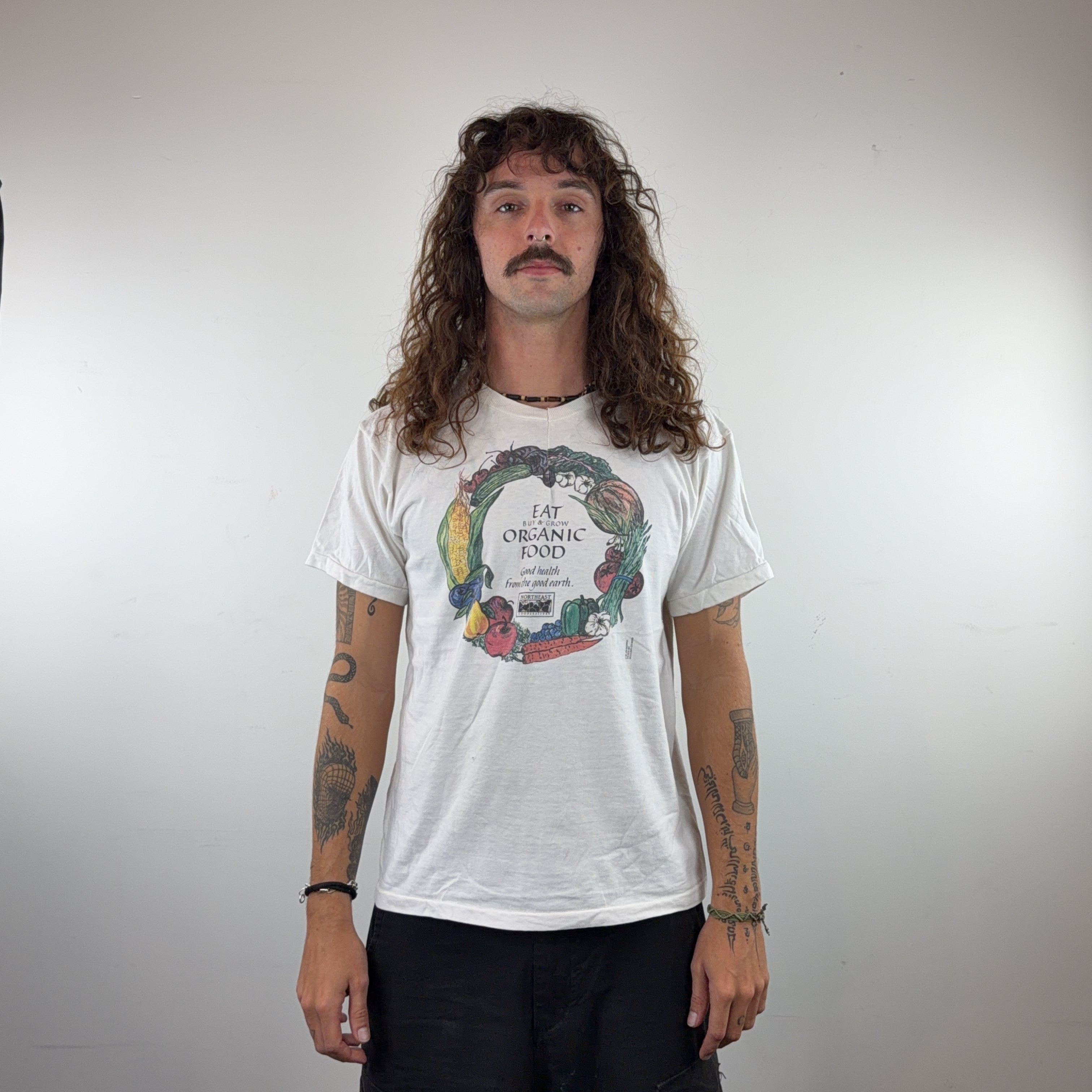 VINTAGE TEE - MEDIUM