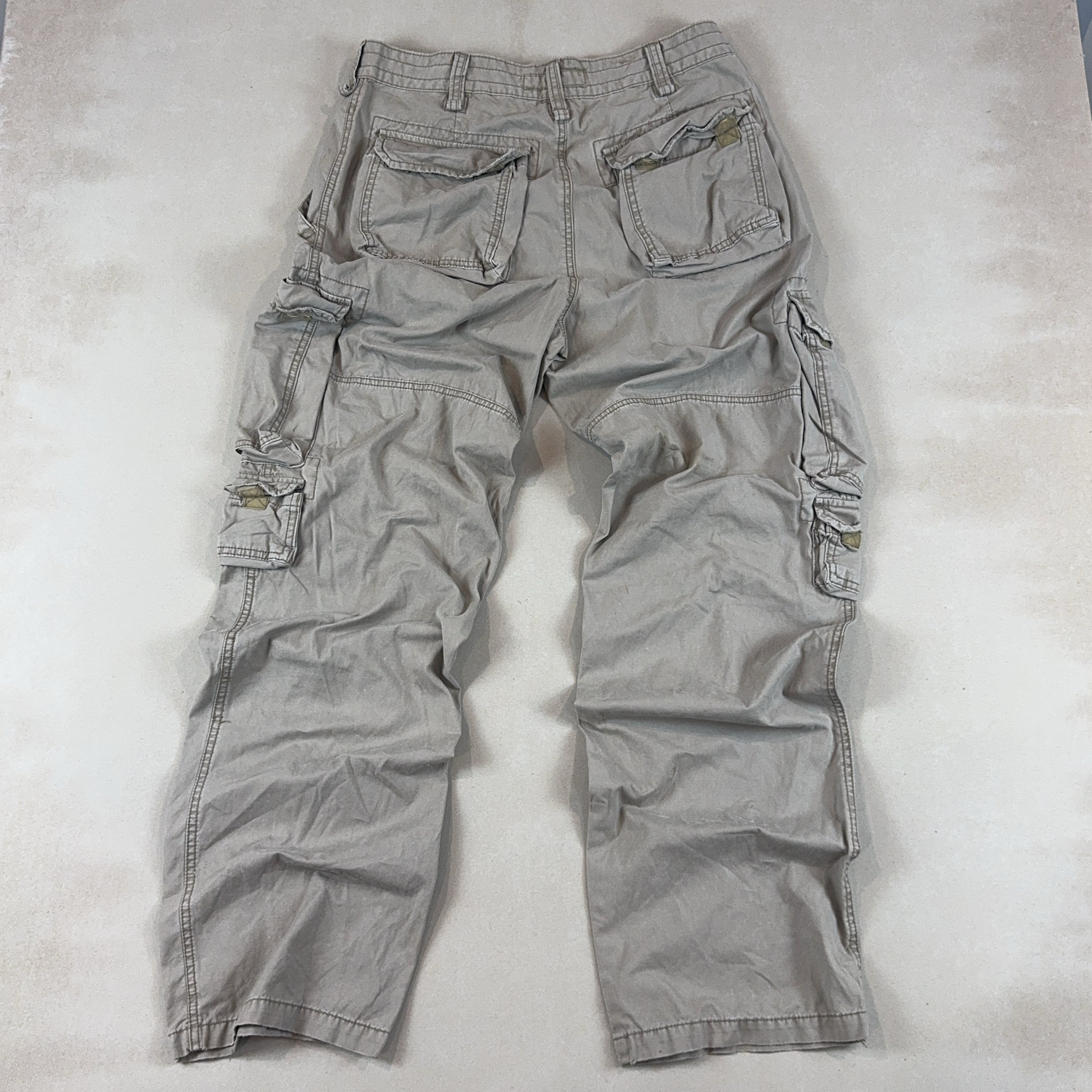 MOSSIMO CARGO SUPPLY PANTS - LARGE
