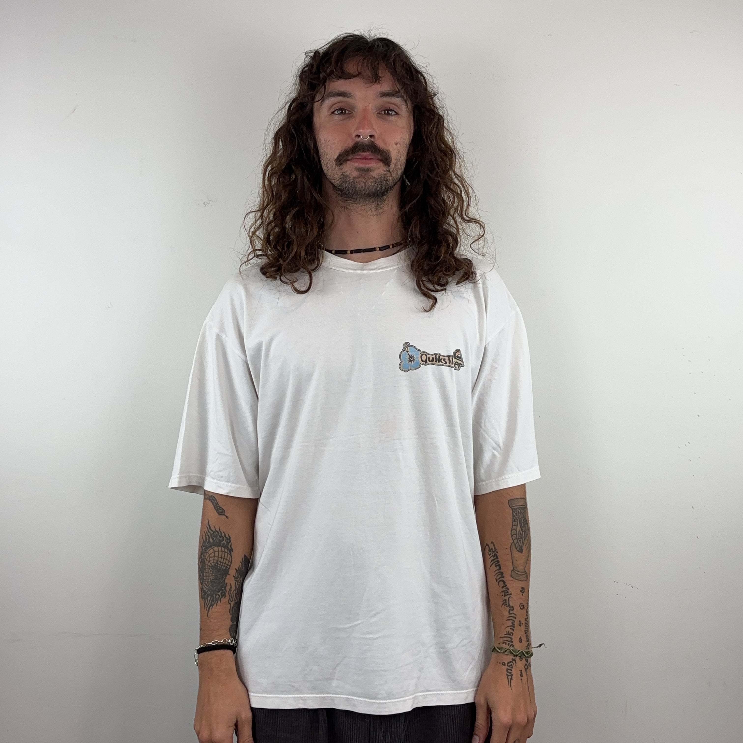 QUIKSILVER TEE - LARGE