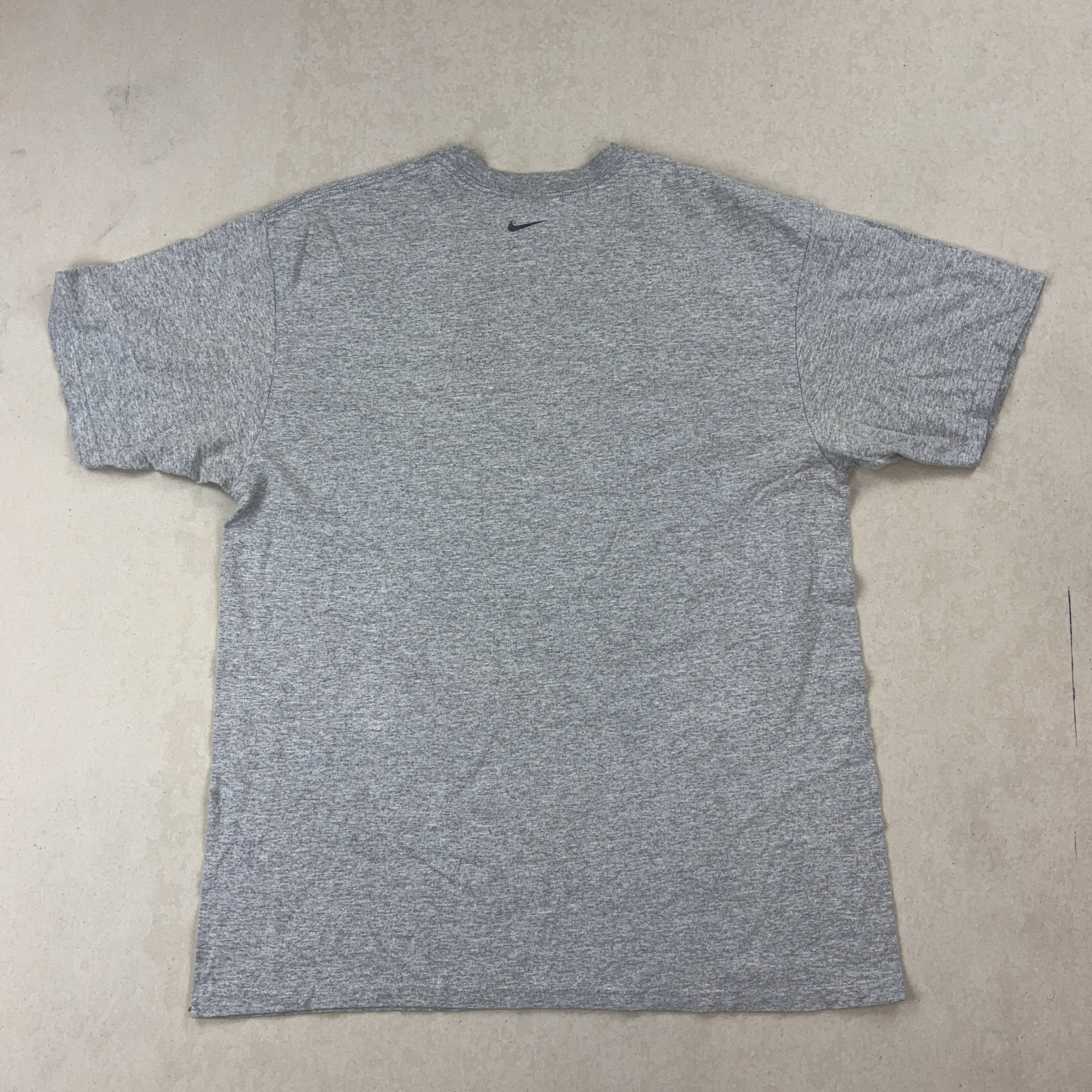 NIKE TEE - LARGE