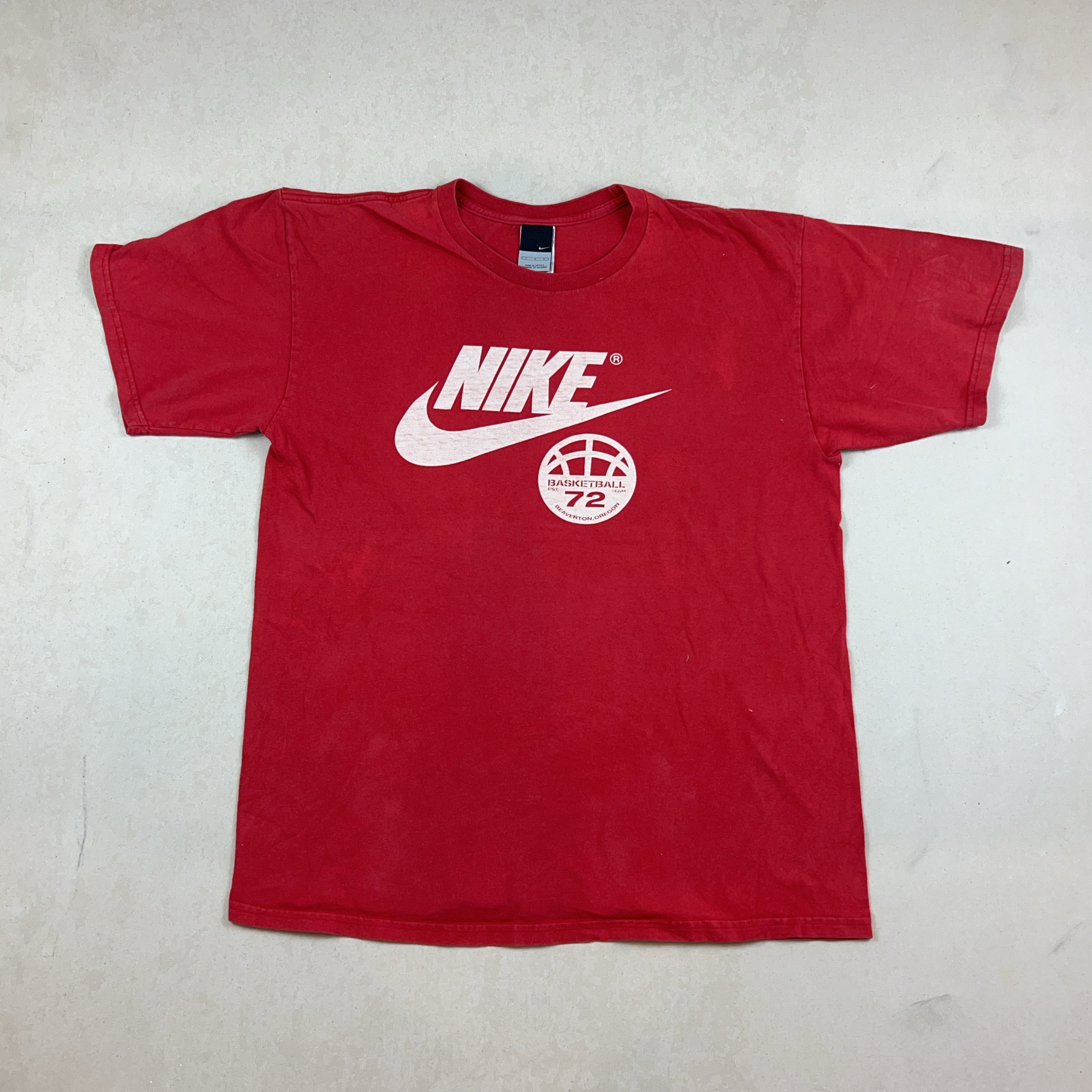 NIKE TEE - LARGE