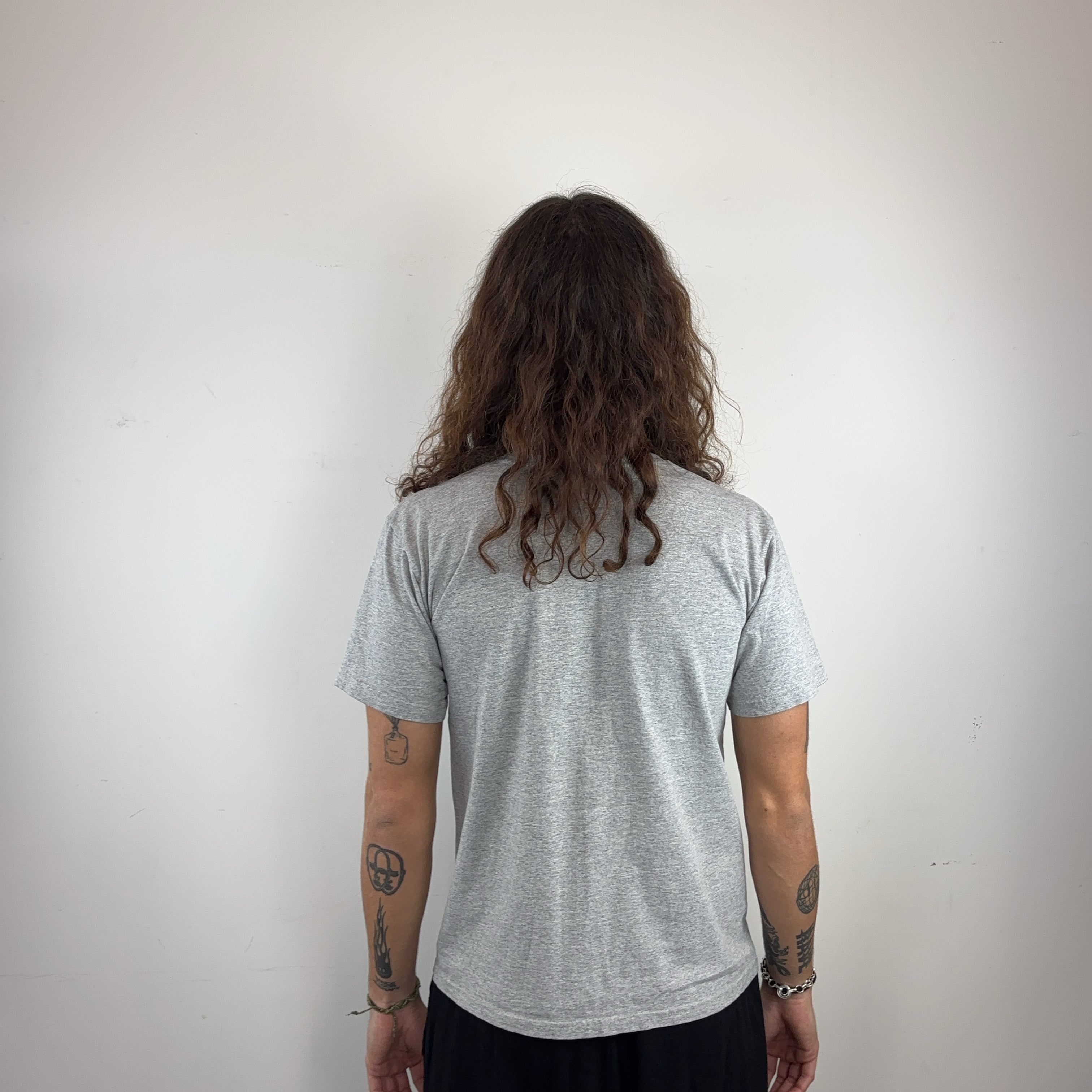 NIKE 'ATHLETICS' TEE - SMALL