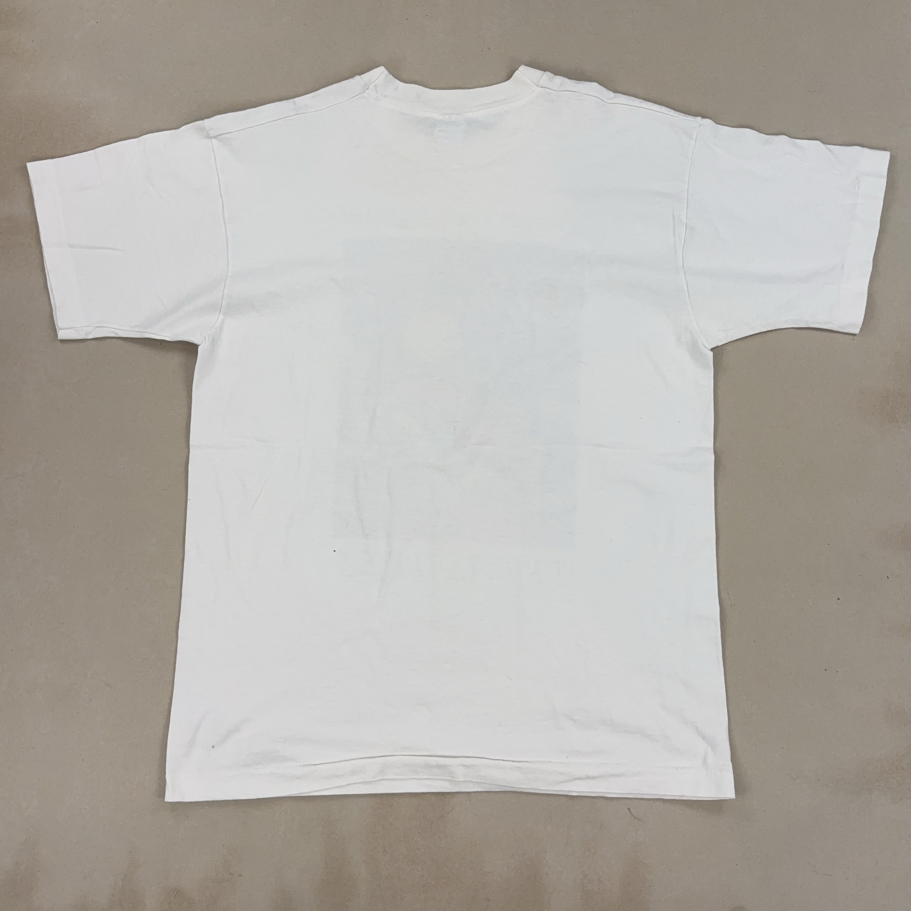 'PROTECT OUR NATURAL TREASURES' TEE - LARGE