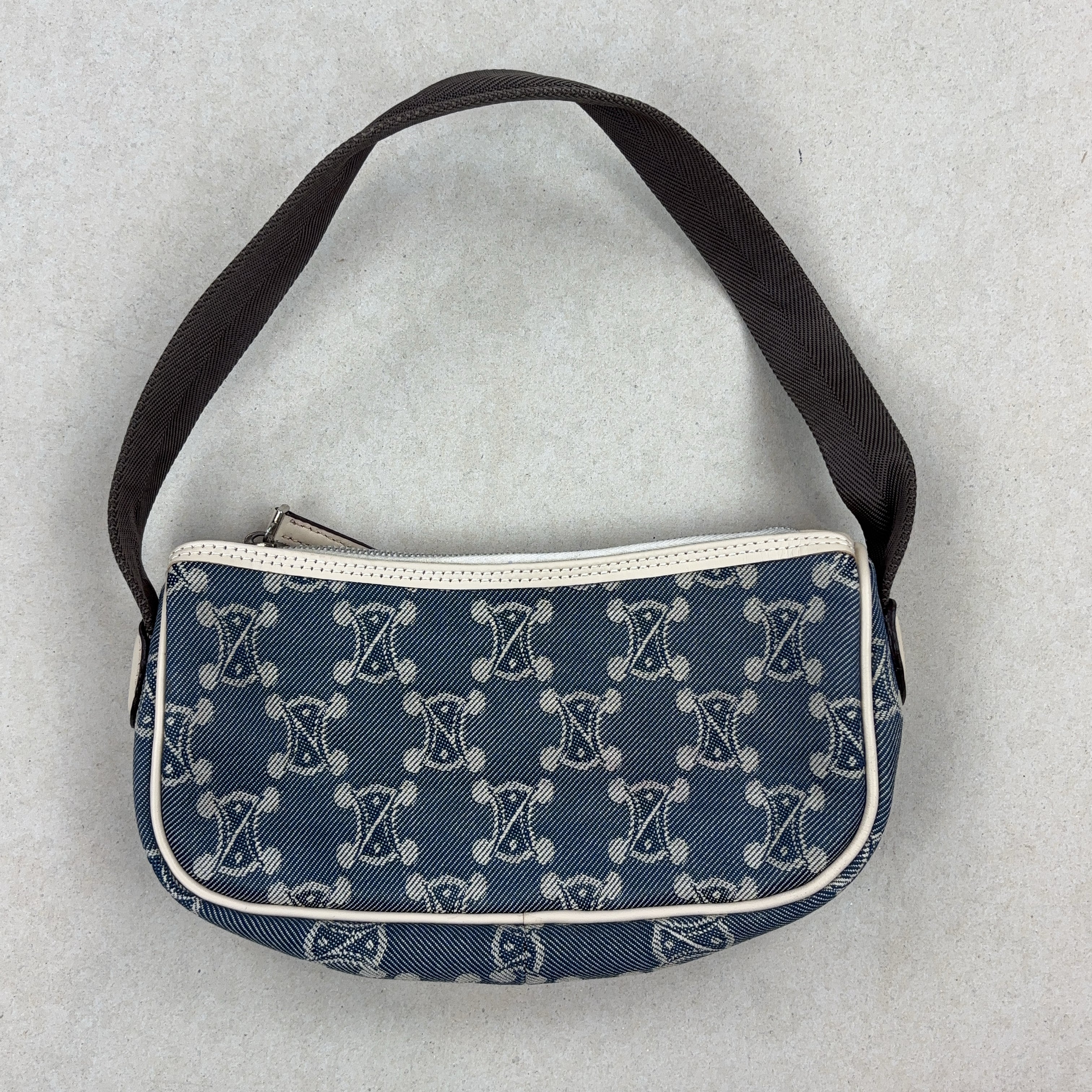 VINTAGE HANDBAG - X SMALL
