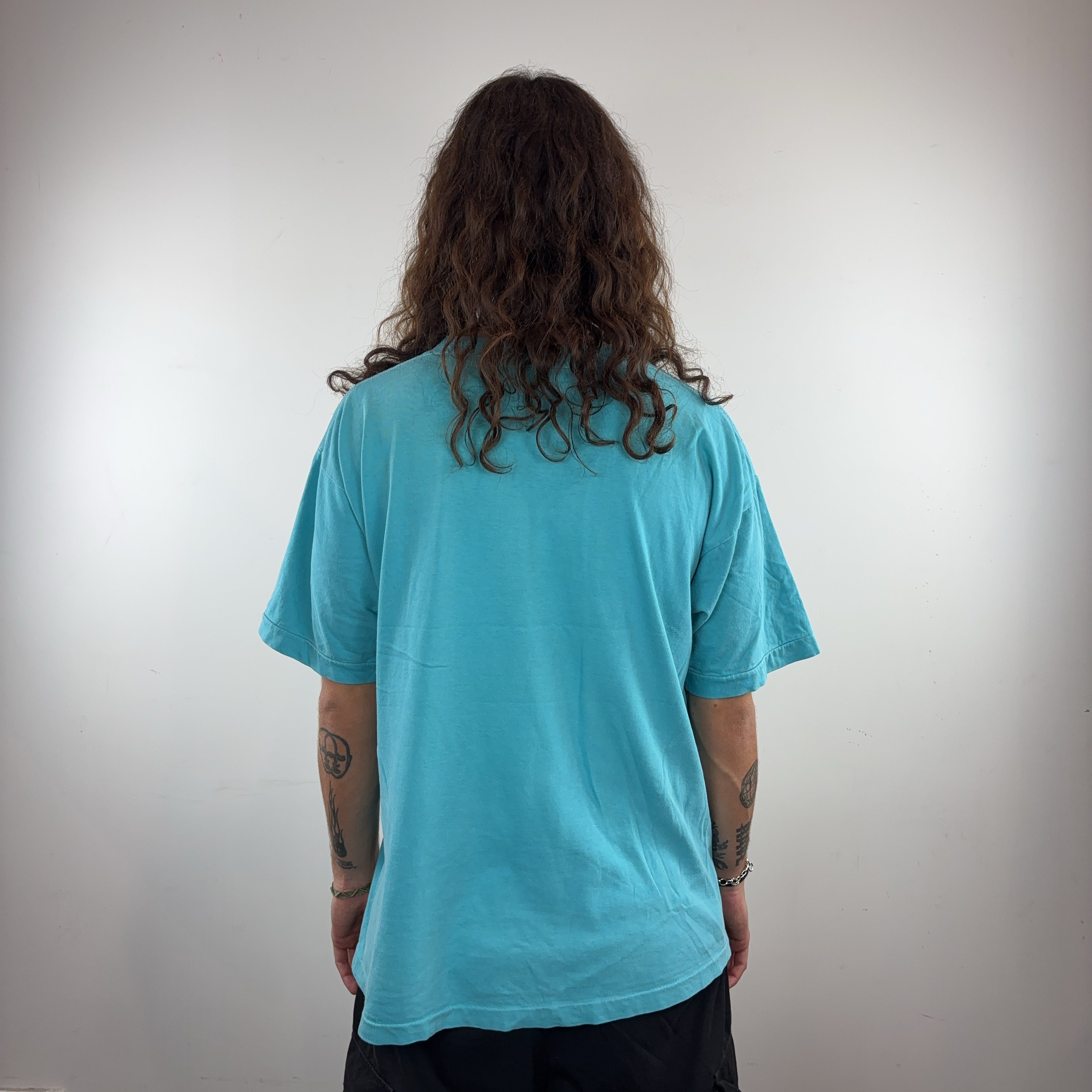 GRAPHIC SURF TEE - LARGE