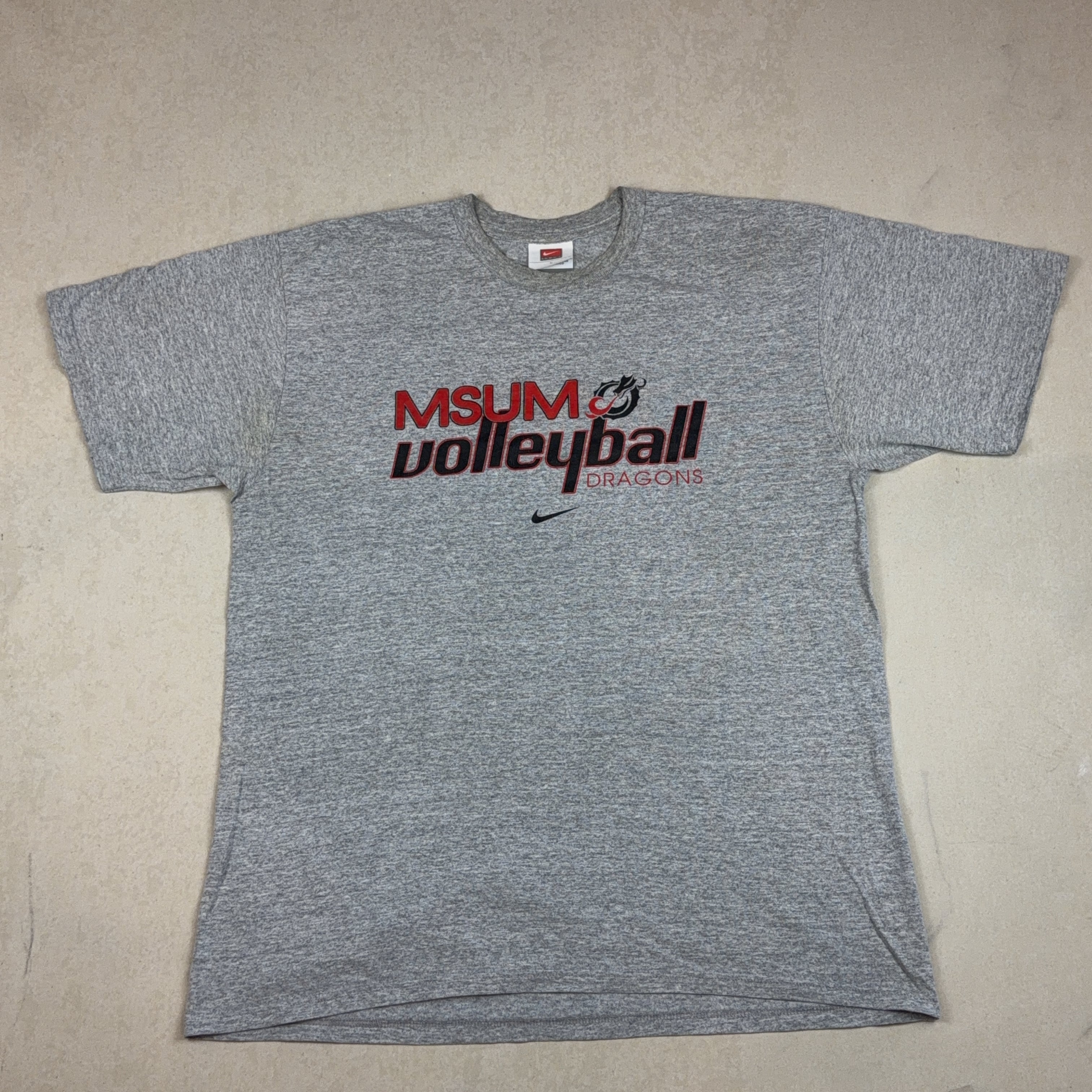 NIKE 'MSUM VOLLEYBALL DRAGONS' GREY TEE - LARGE