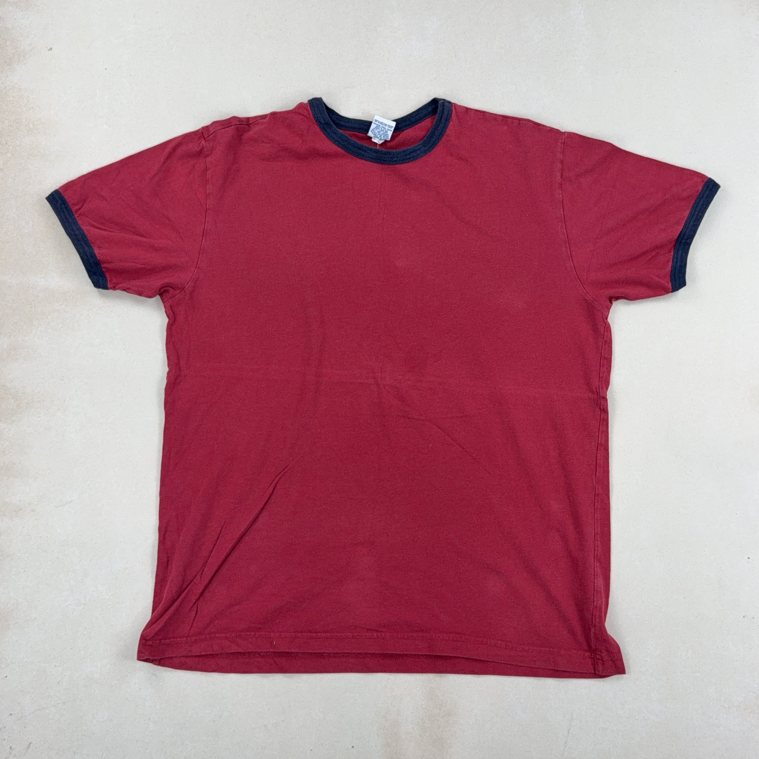 RED OLD NAVY TEE - LARGE