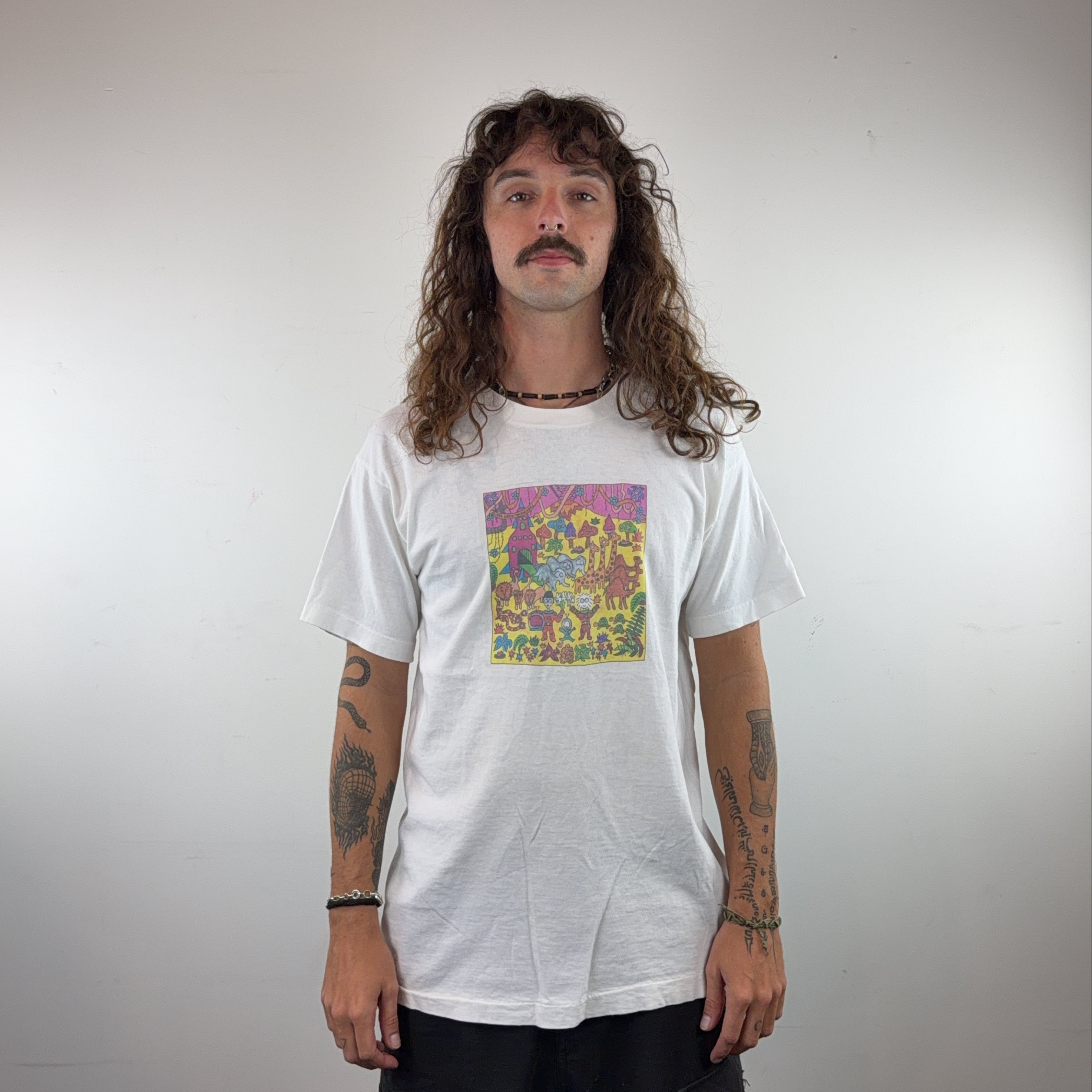 VINTAGE TEE - LARGE