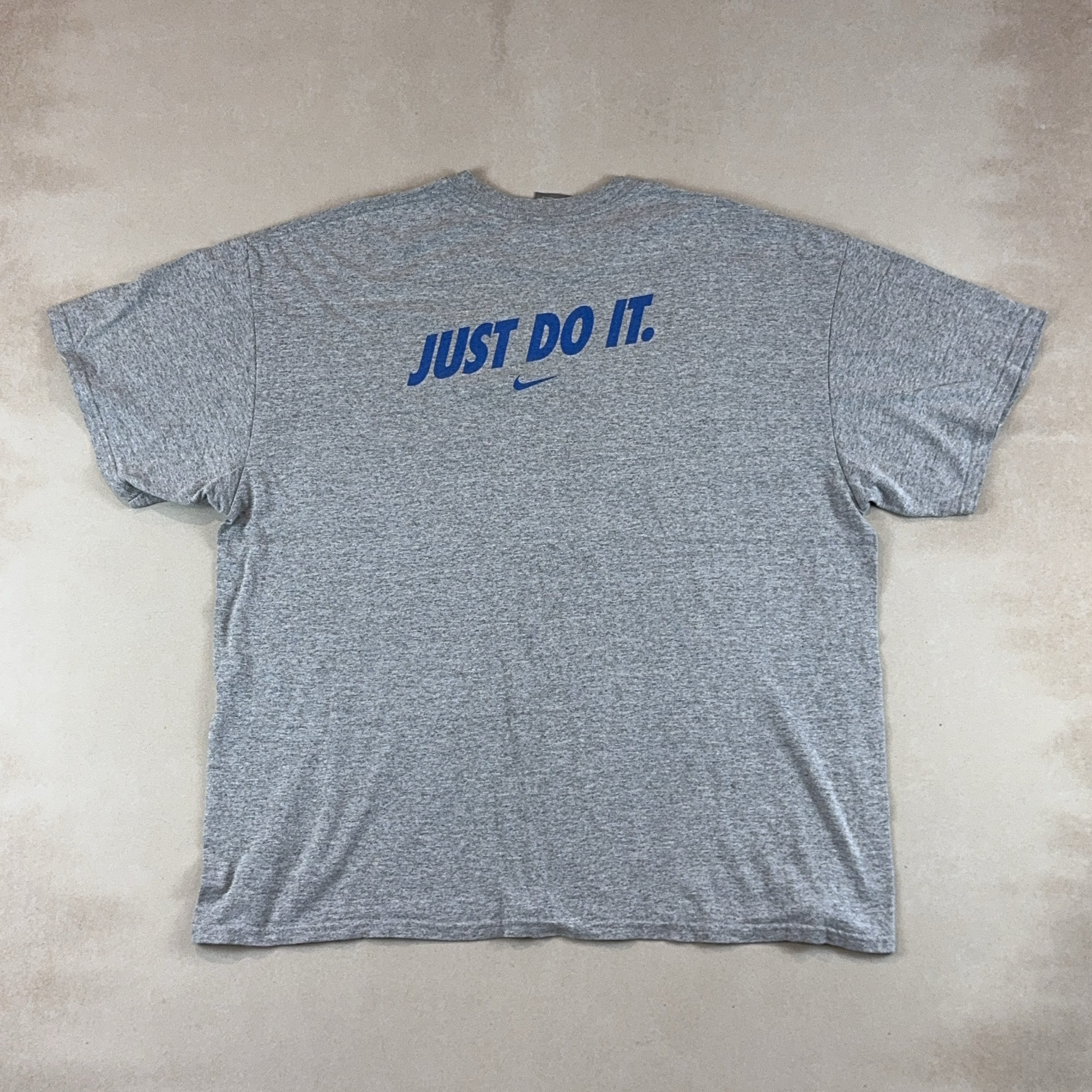 NIKE PRIVATEER HOOPS TEE - X LARGE