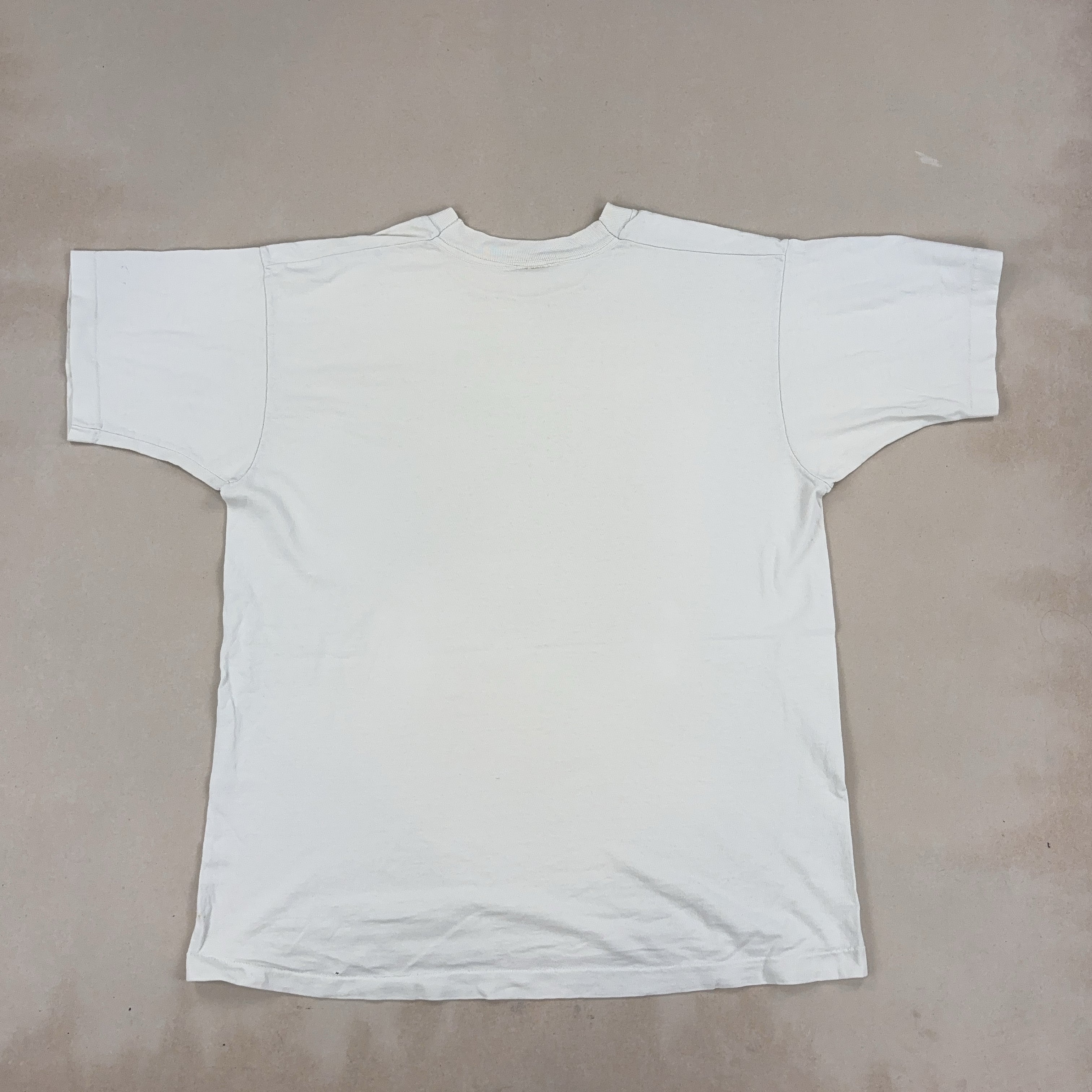 OFF WHITE GRAPHIC TEE - LARGE