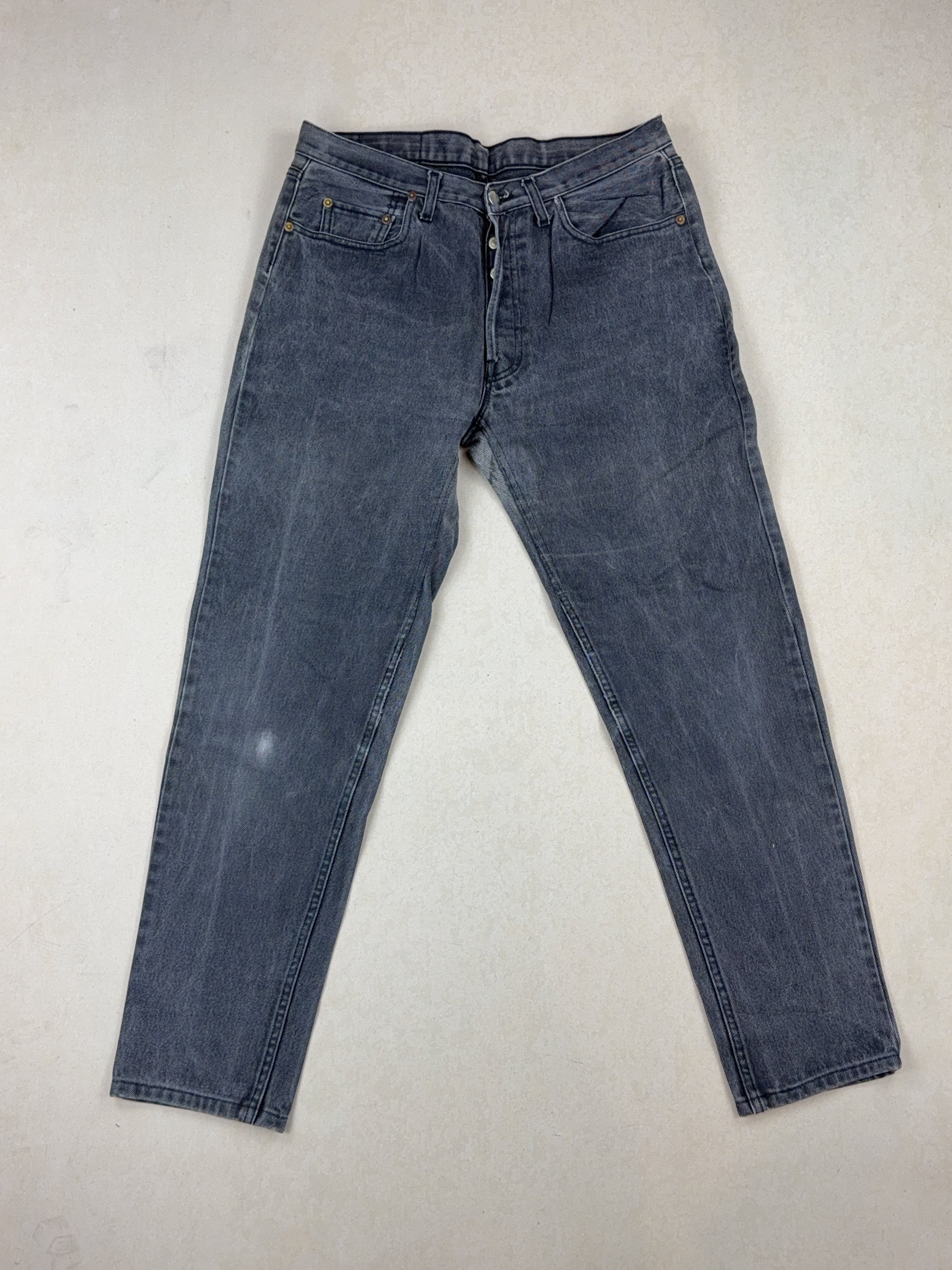 LEVI'S JEANS - MEDIUM