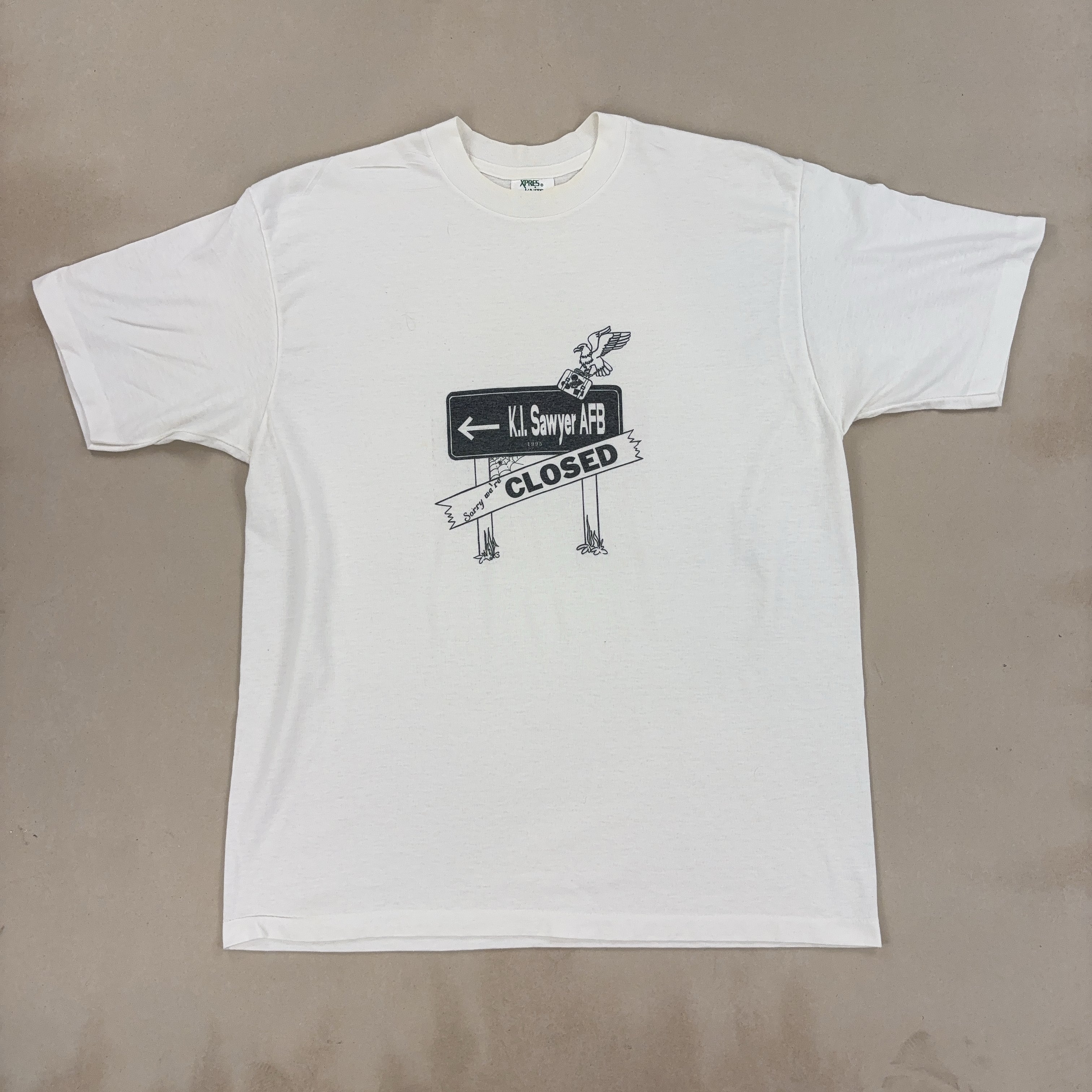 GRAPHIC TEE - LARGE