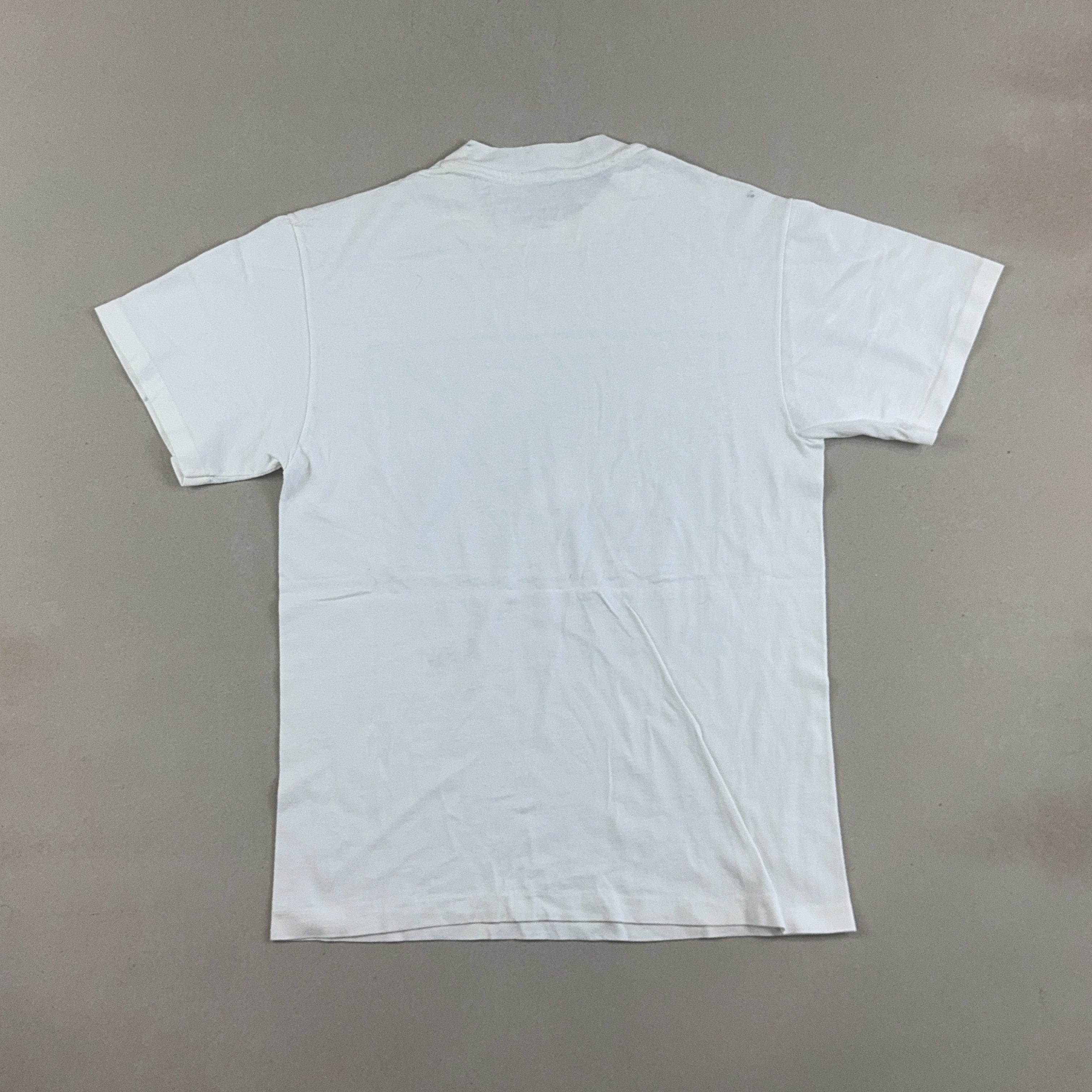 GRAPHIC TEE - SMALL