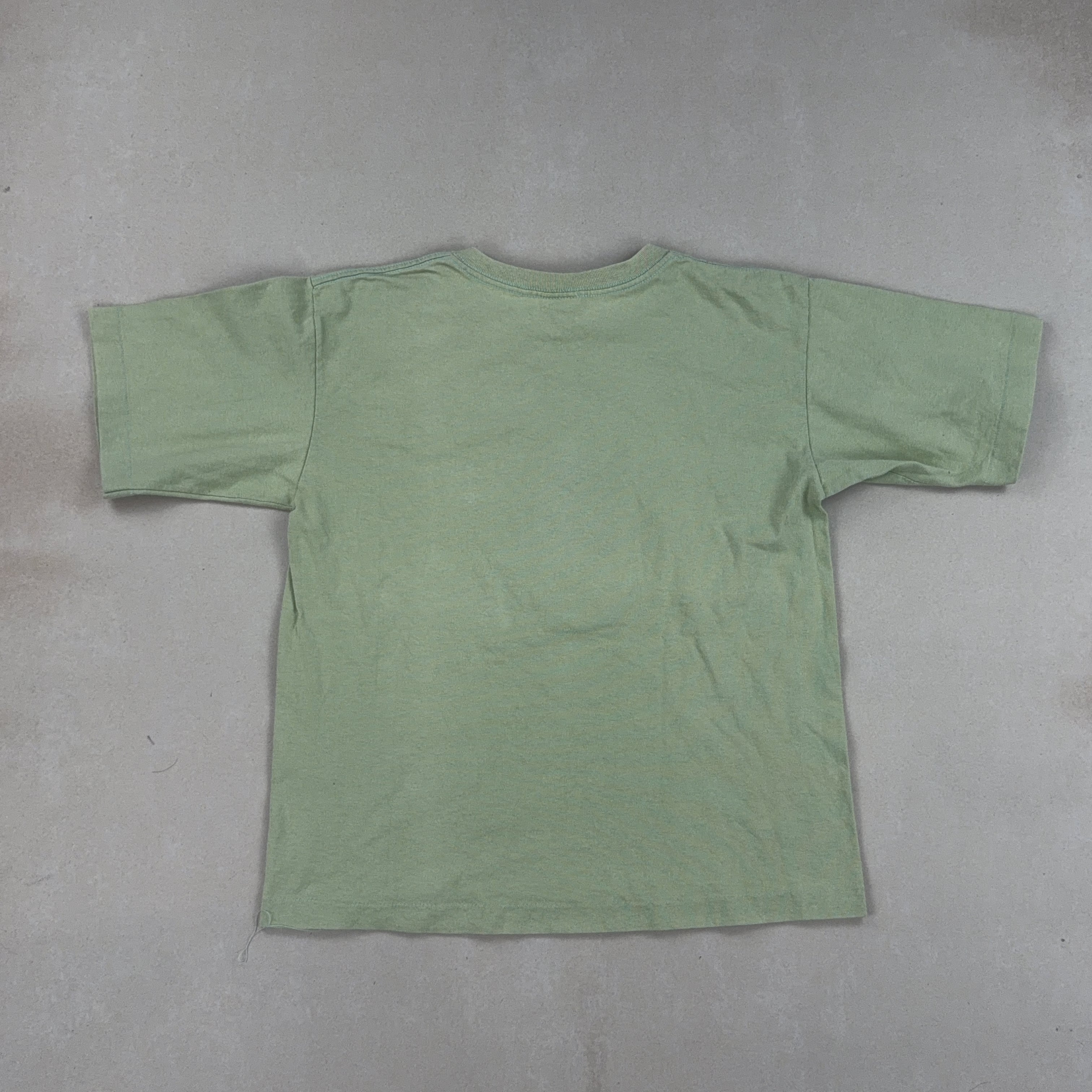CALVIN KLEIN TEE - MEDIUM