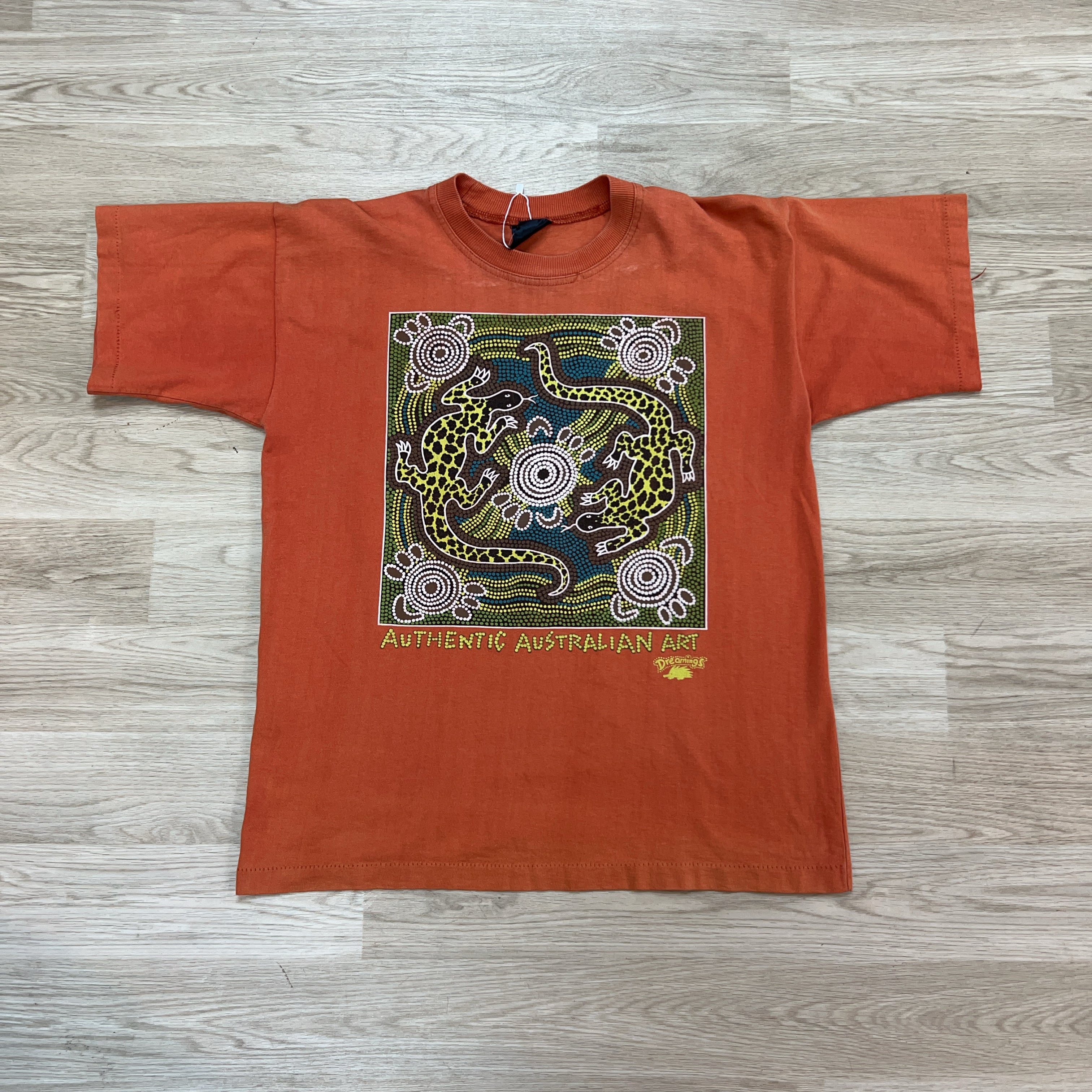 DREAMINGS TEE - SMALL