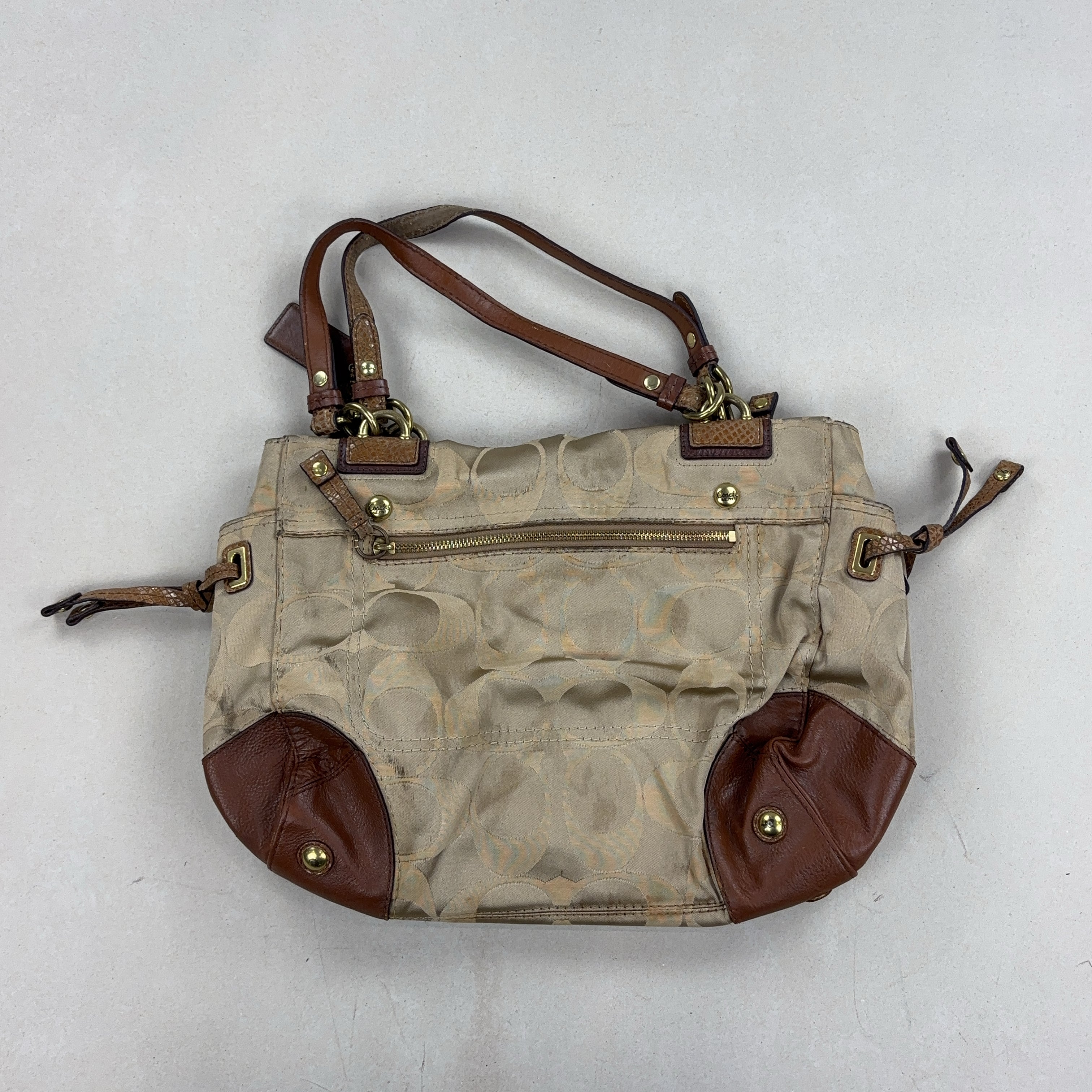 COACH HANDBAG - MEDIUM