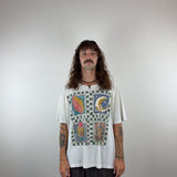 GRAPHIC VINTAGE TEE - LARGE