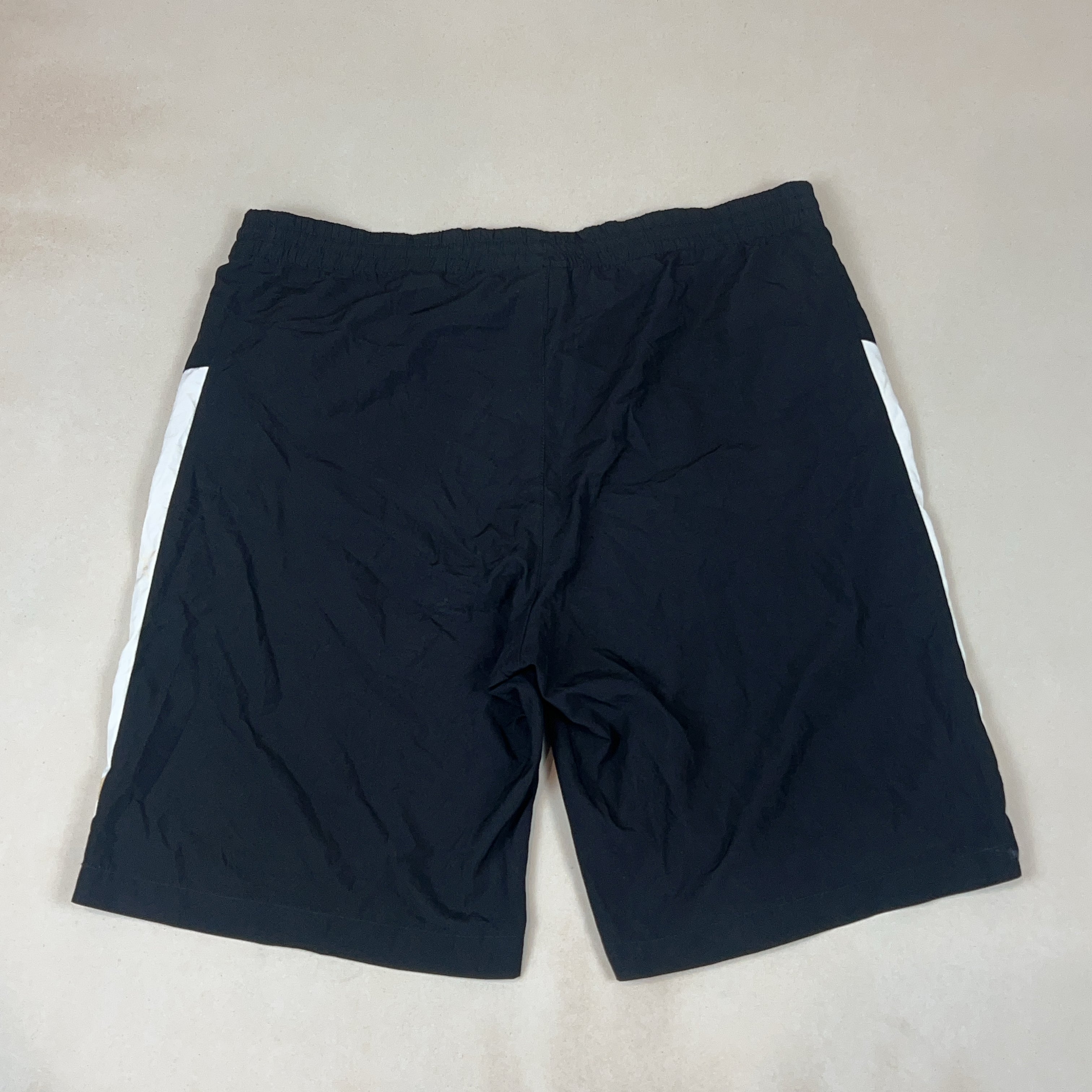 PUMA SHORTS - X LARGE