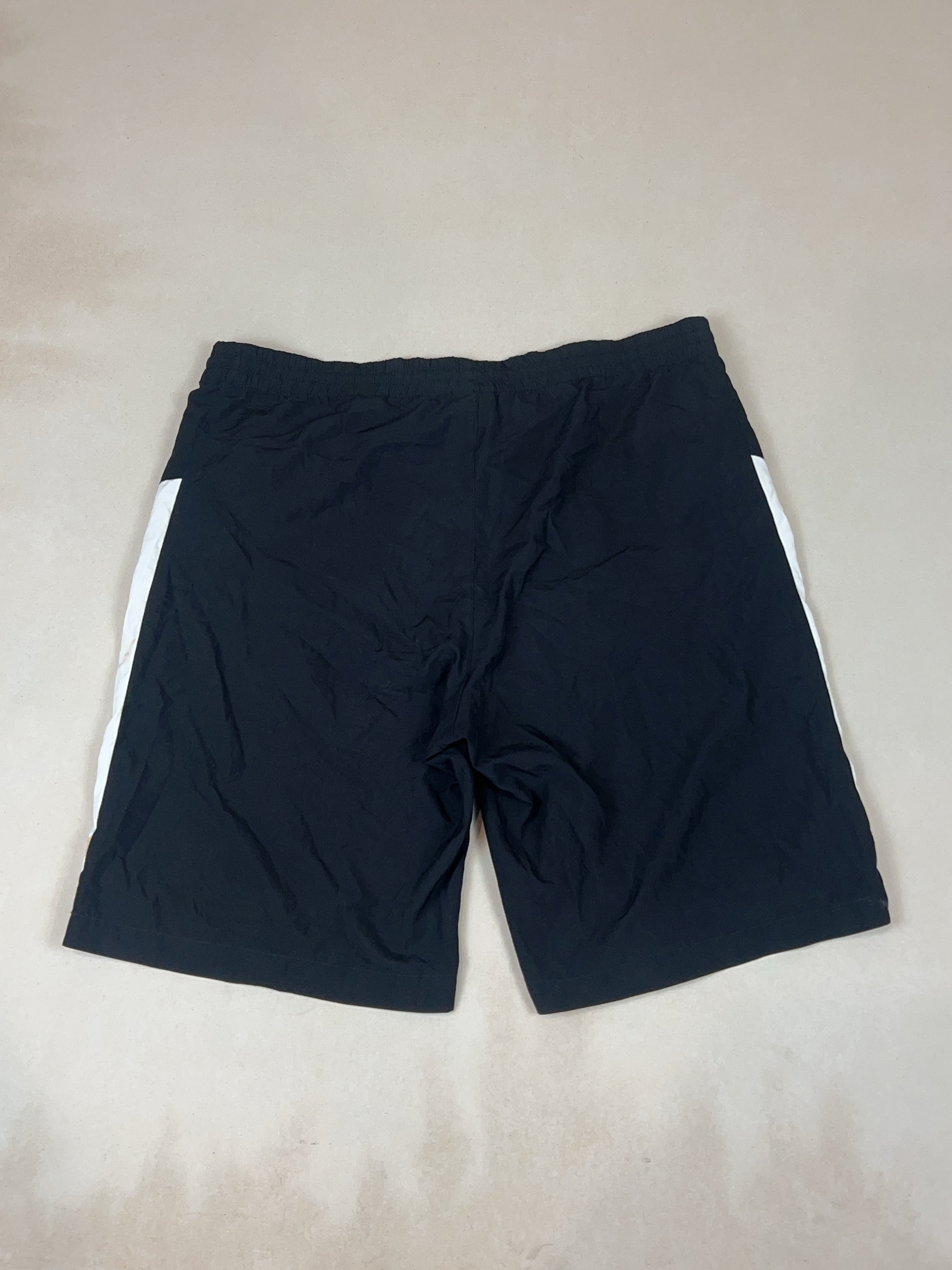 PUMA SHORTS - X LARGE