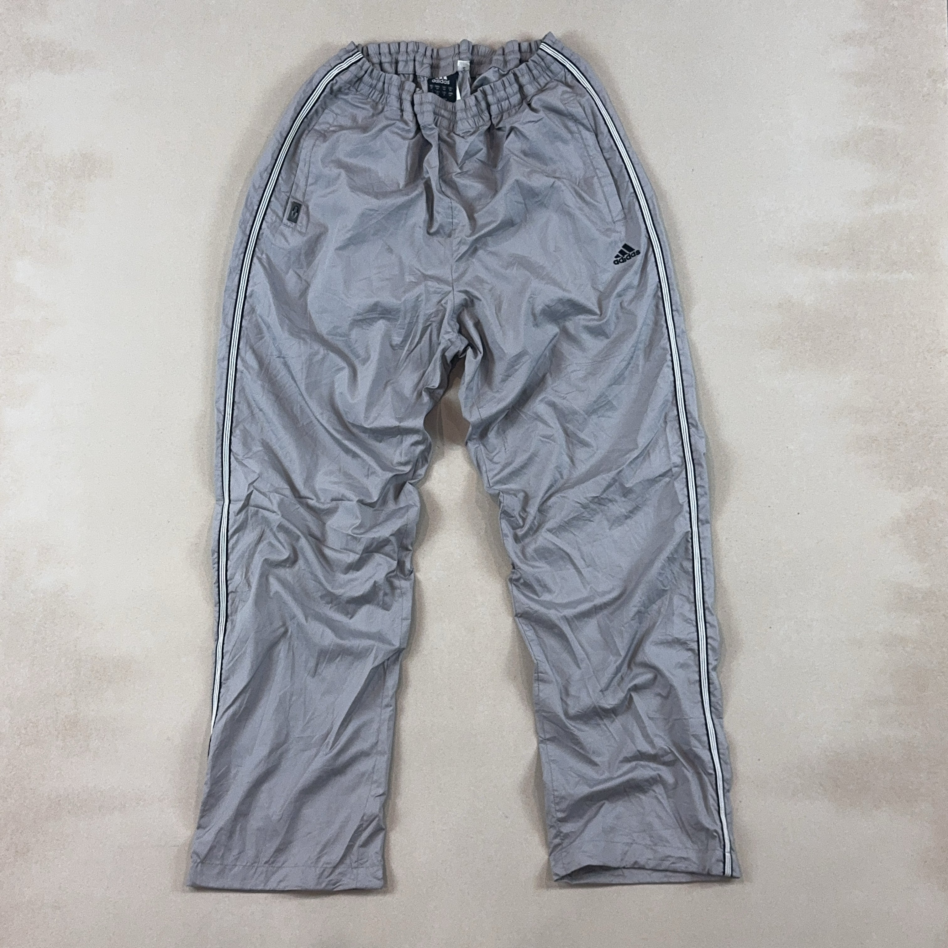 ADIDAS SPRAY PANTS - MEDIUM
