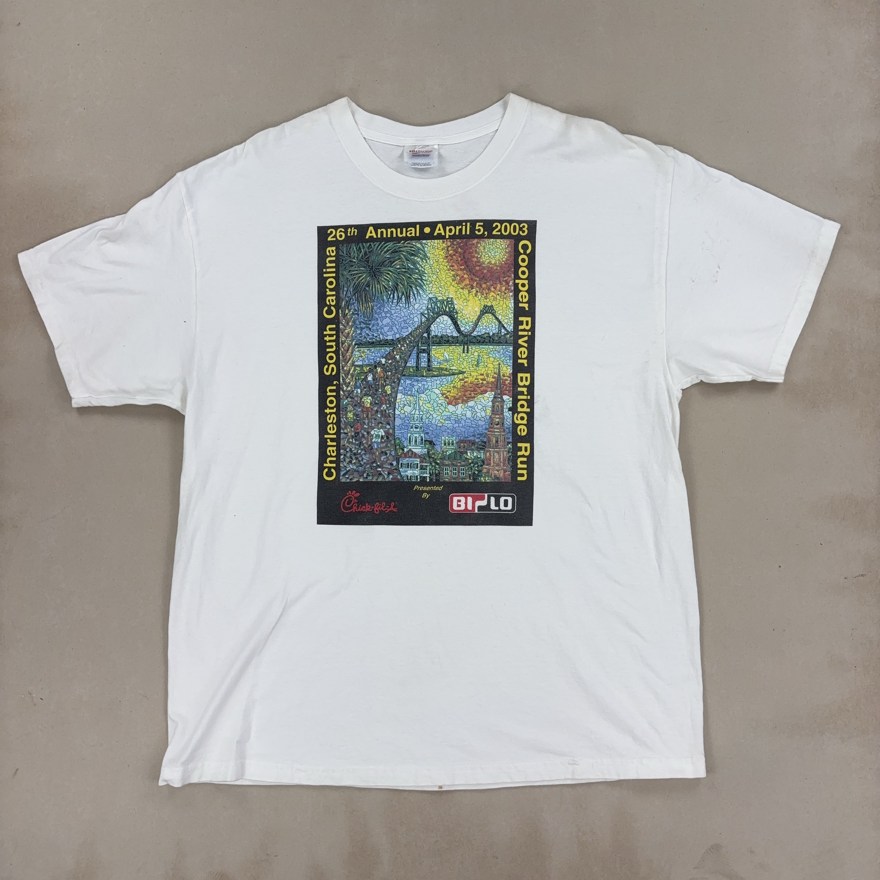 GRAPHIC TEE - X LARGE