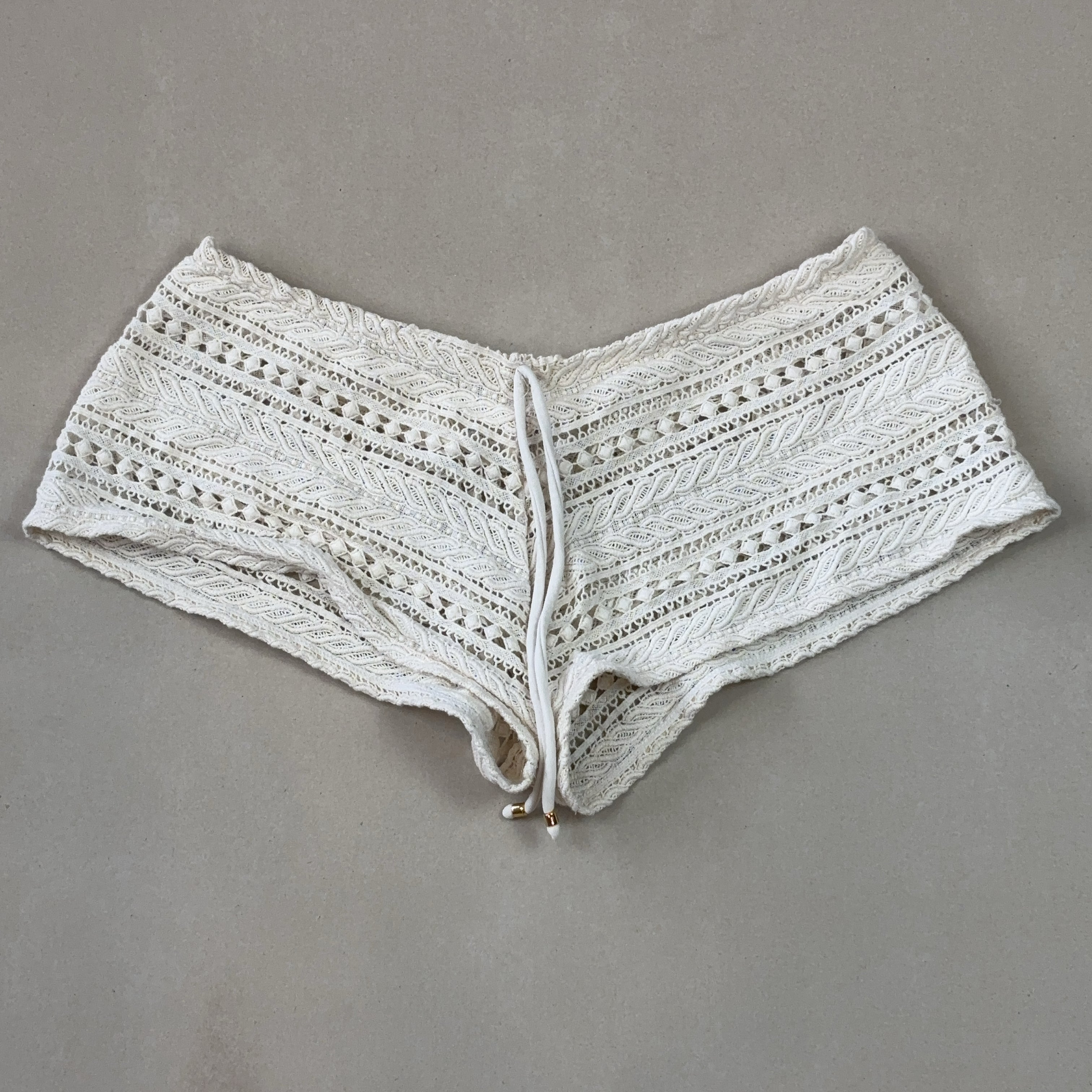 VINTAGE SHORTS - LARGE