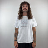 QUIKSILVER 'NEW YORK' TEE - MEDIUM