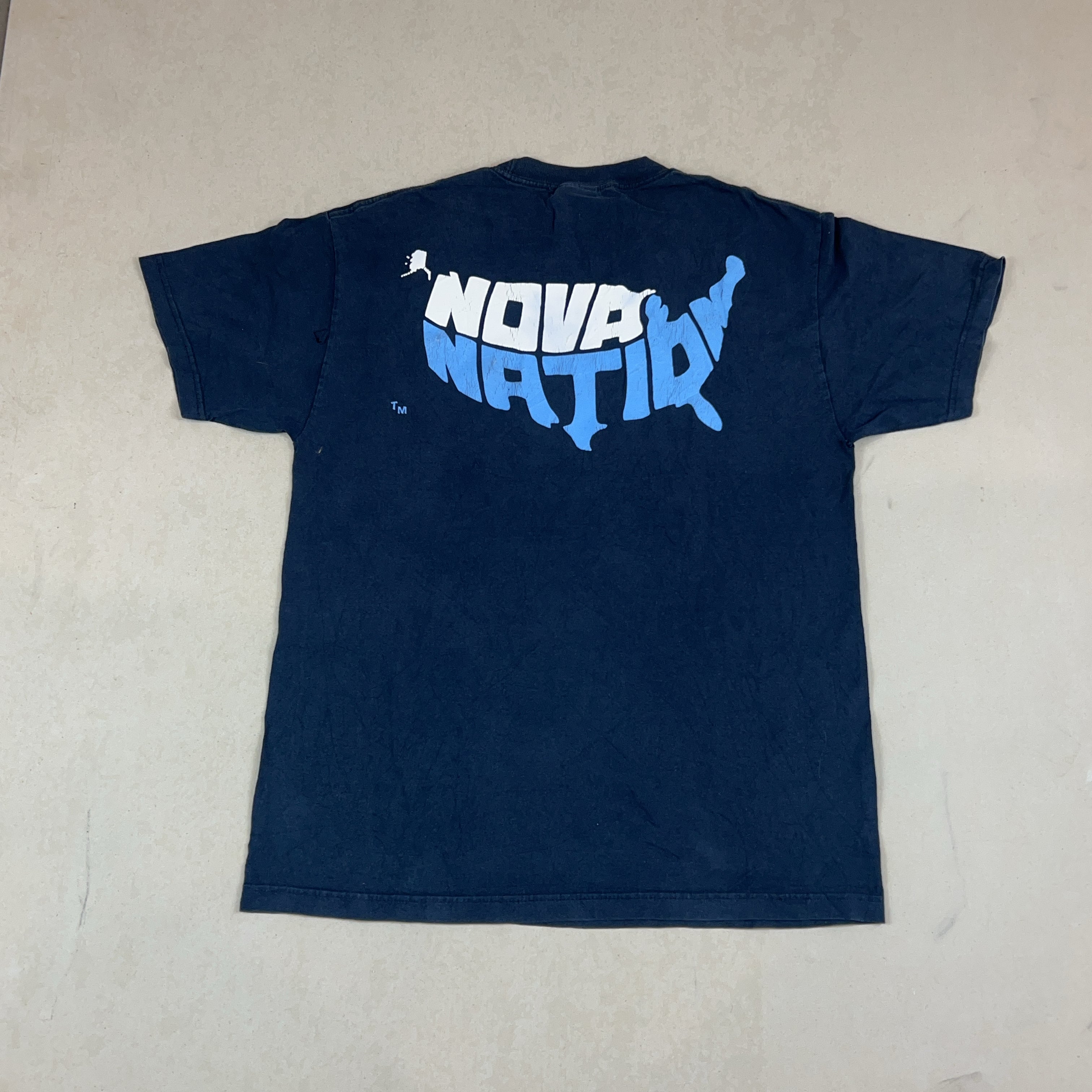 NIKE TEE - MEDIUM