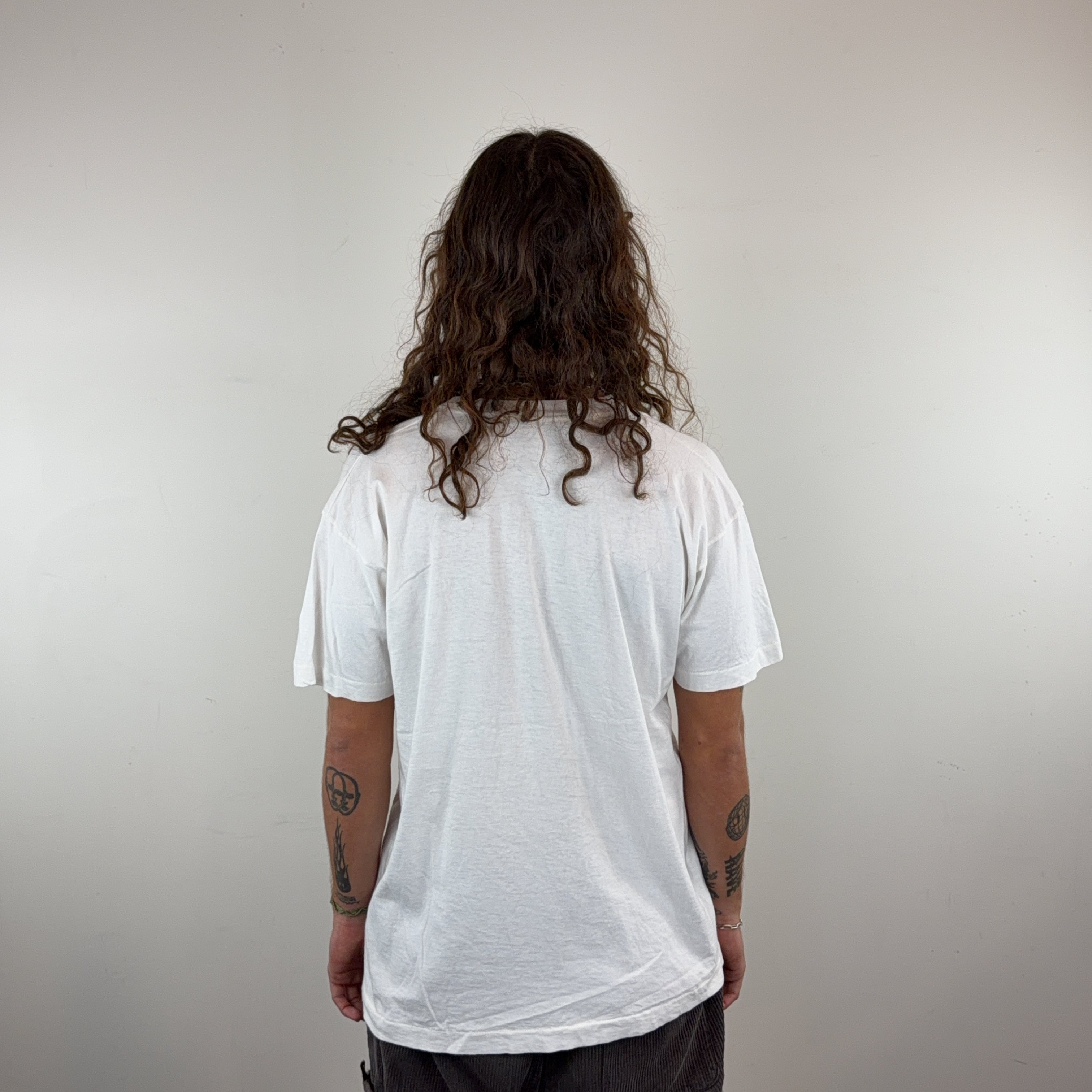 FRUIT OF THE LOOM TEE - LARGE